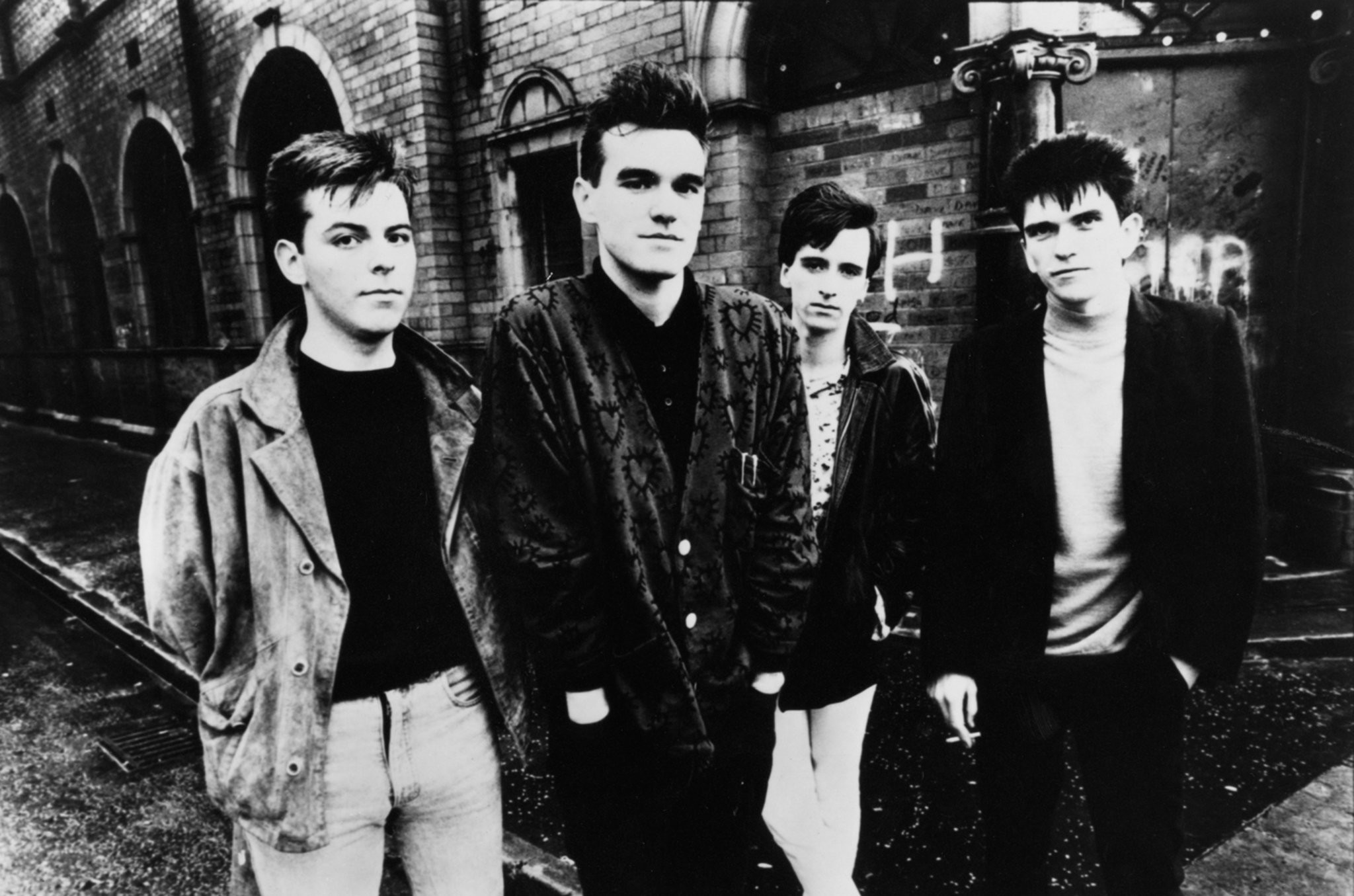 2048x1355 The Smiths Album Wallpaper Images & Pictures - Becuo