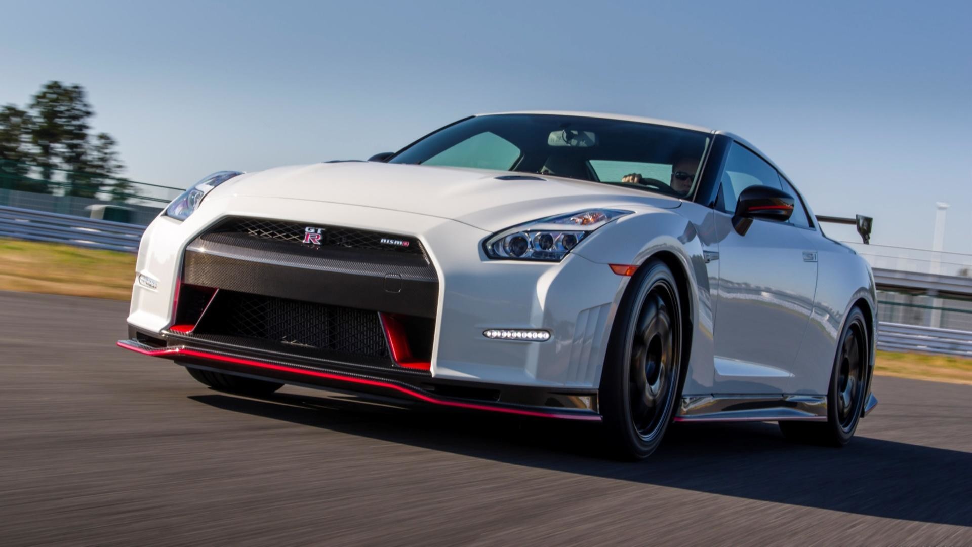 1920x1080 2015 Nissan GT-R NISMO wallpapers HD