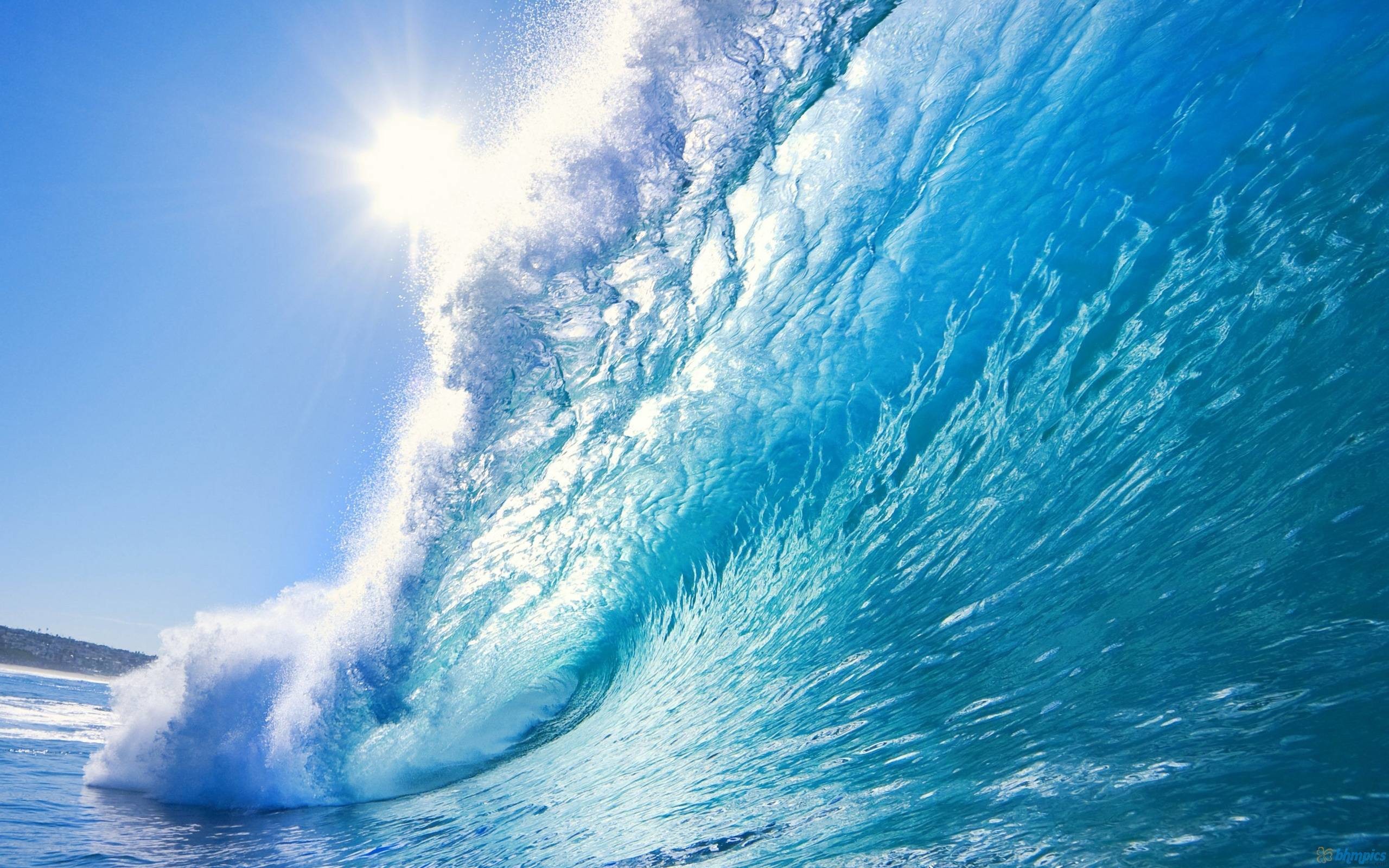 2560x1600 Big blue wave. Big blue wave wallpaper
