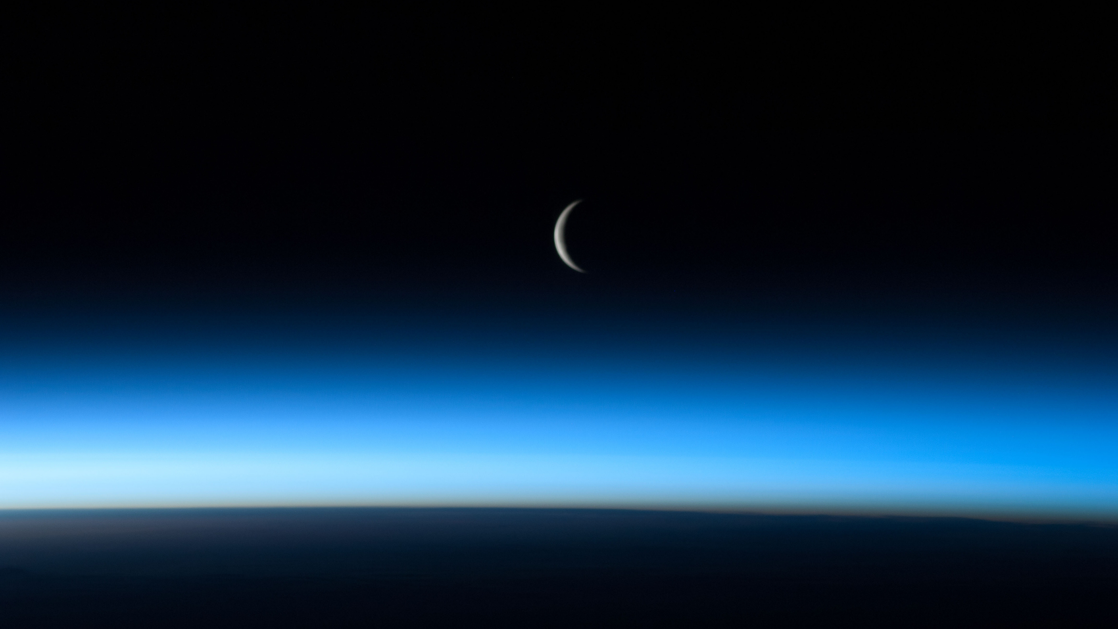 3840x2160 Moon from International Space Station wallpaper