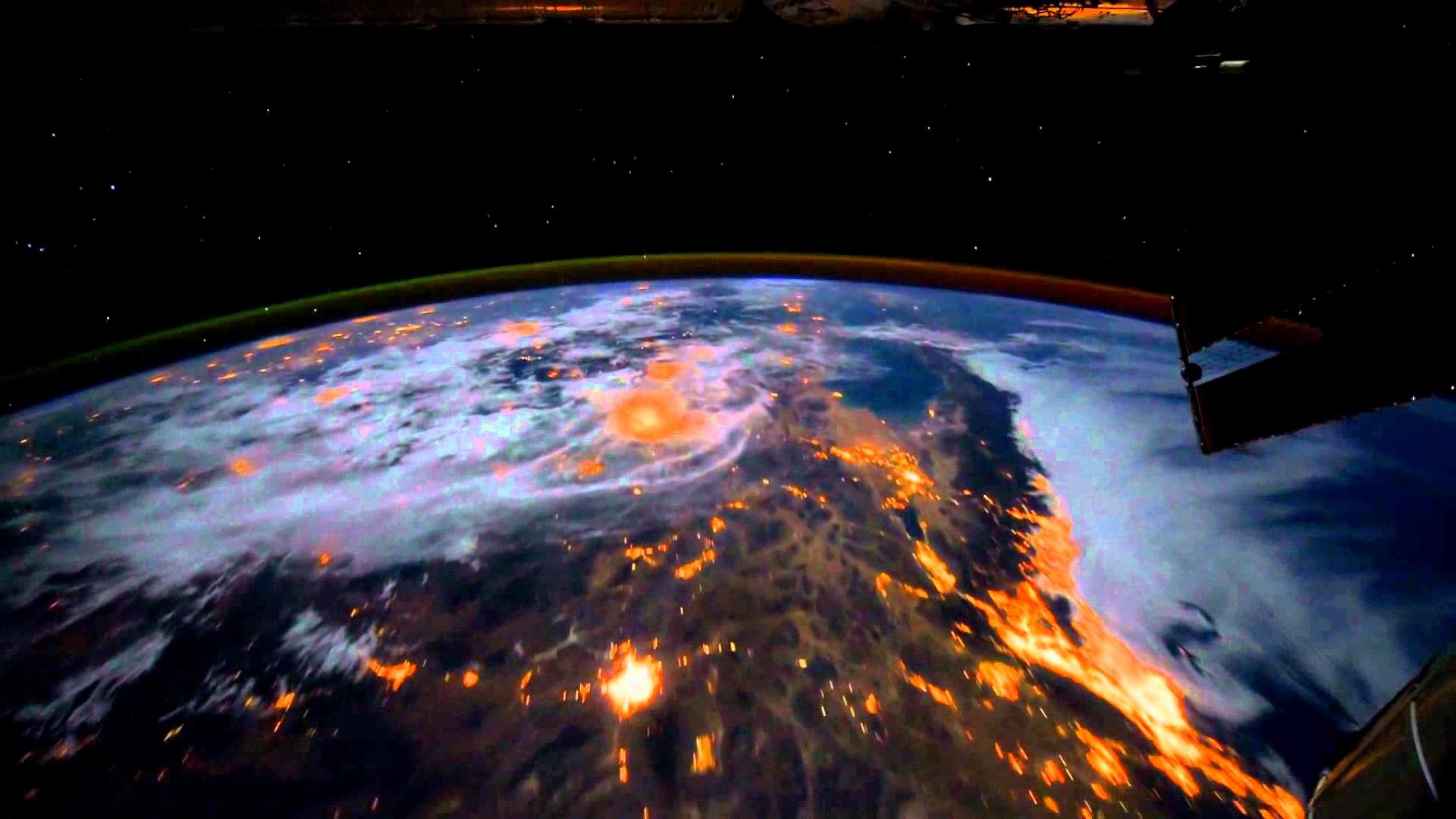 1920x1080 [Dreamscene] Animated Wallpaper - Earth View from the ISS - YouTube