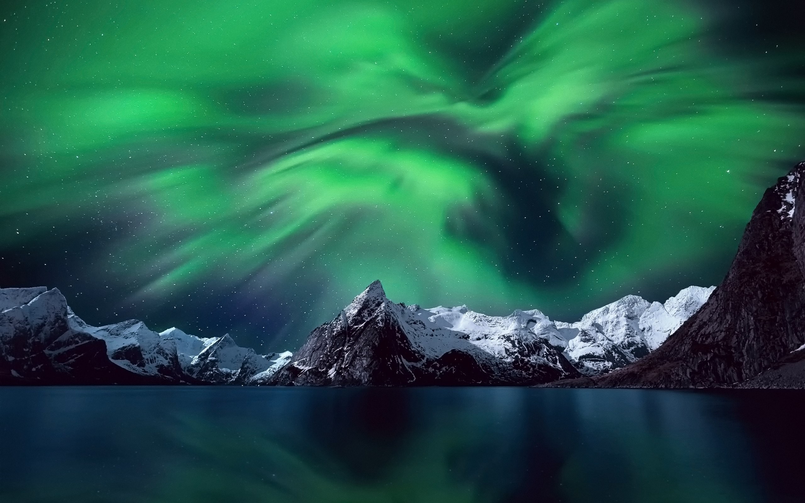 2560x1600 aurora, borealis, norway, mountain, stars, sky, arctic, scandinavia,  lofoten, islands, northern, lights Wallpaper HD