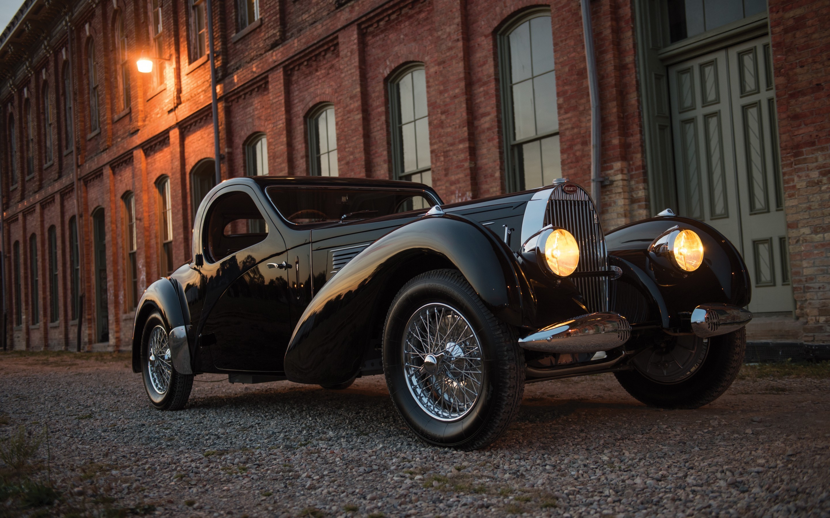 2880x1800 Bugatti Vintage Car