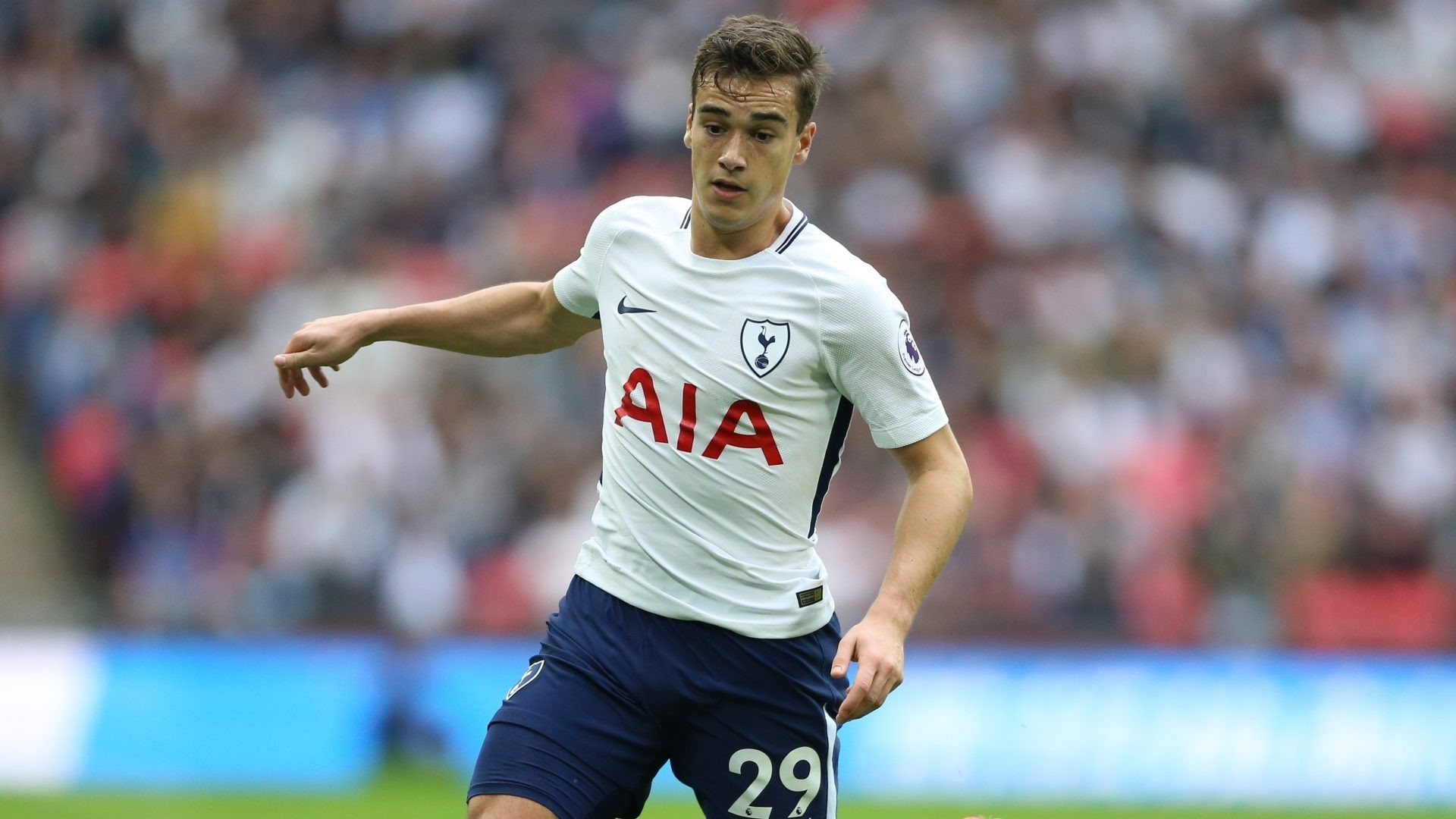 1920x1080 Apprentice matches master as Harry Winks excels against Luka Modric