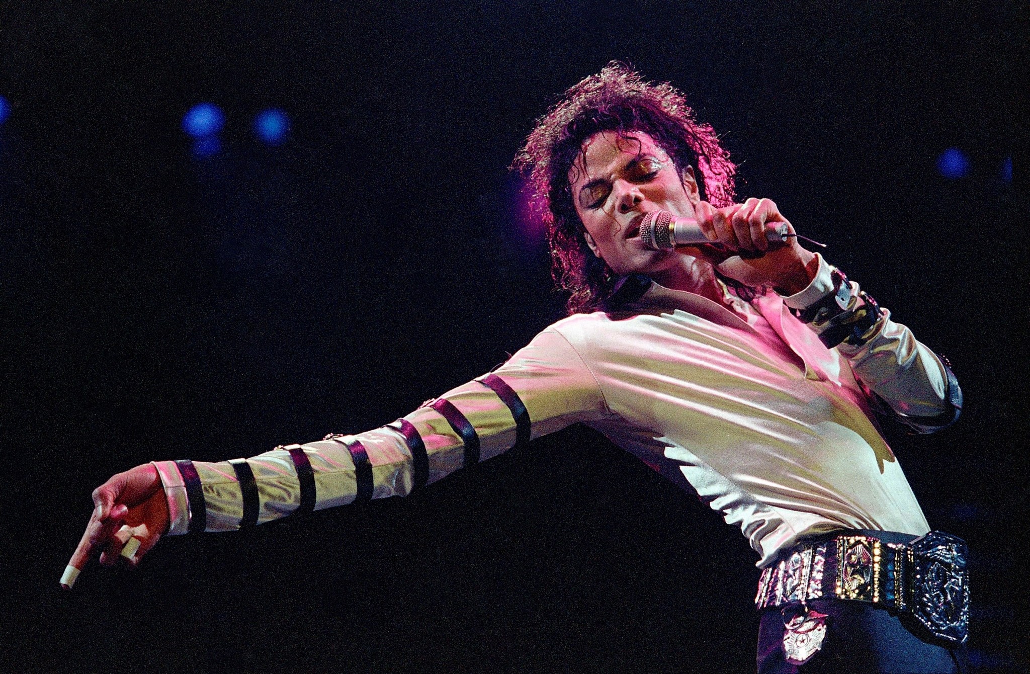 150 Michael jackson wallpaper ideas | michael jackson, michael jackson  wallpaper, jackson