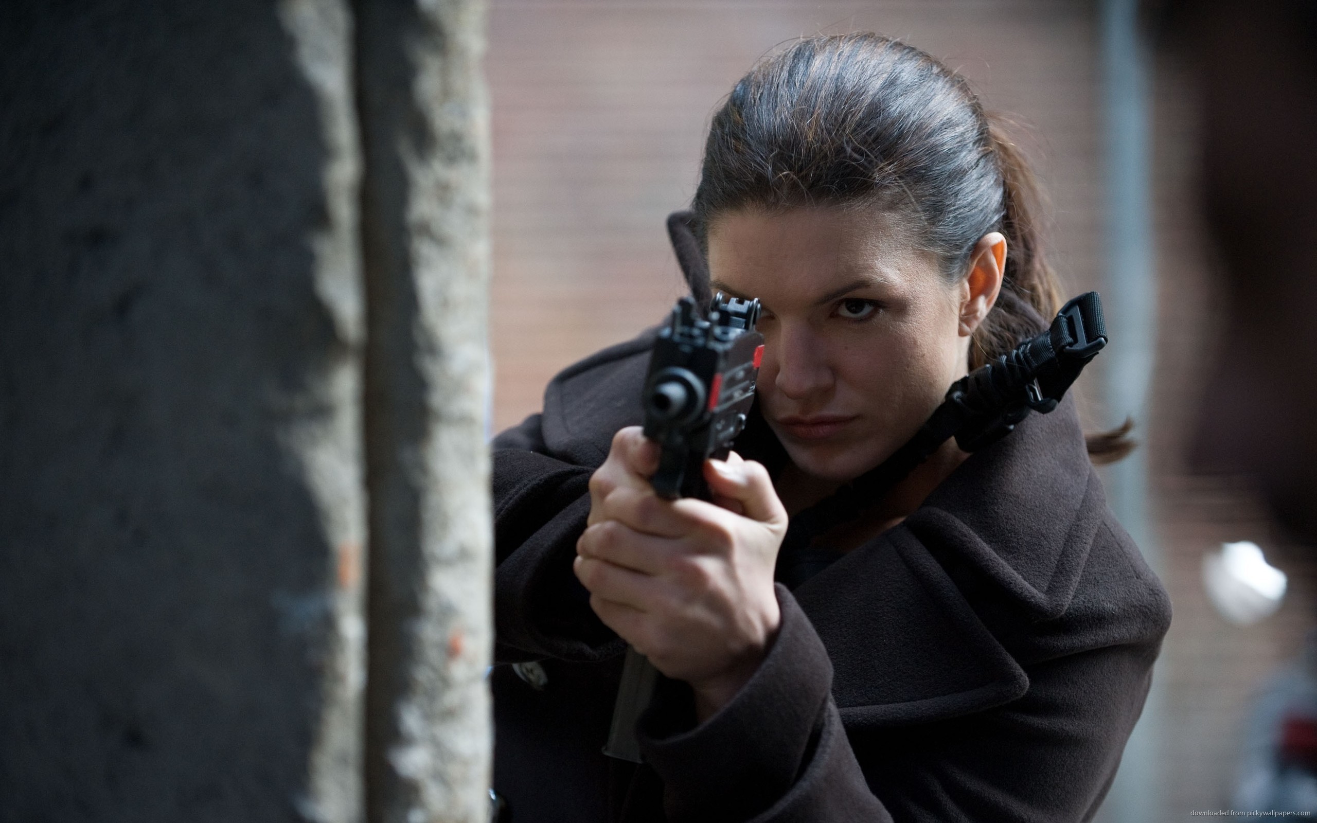 2560x1600 Gina Carano With A Gun for 