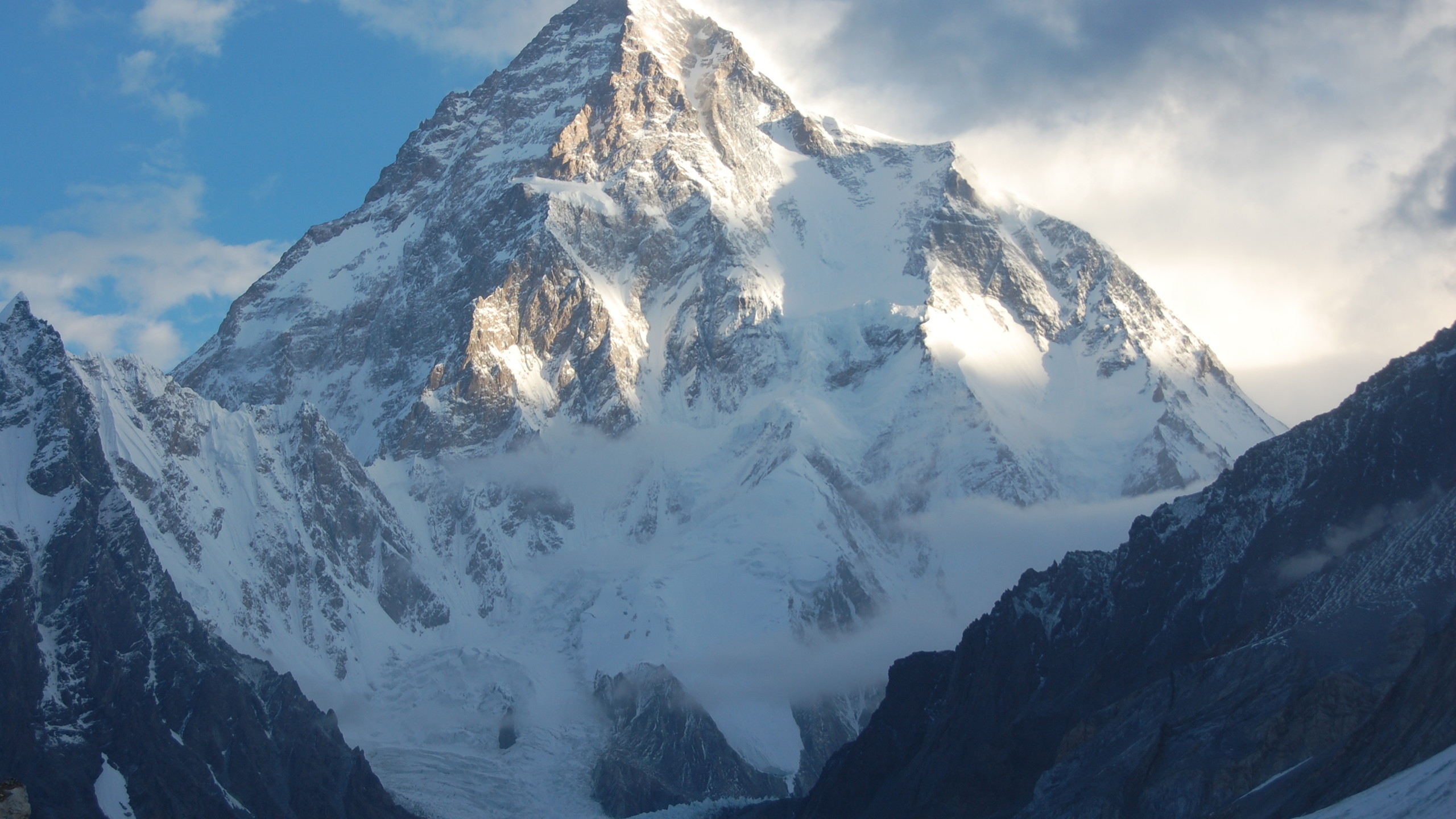 2560x1440 BOTPOST[BOTPOST] K2, the worlds next highest mountain after Mount Everest  ...