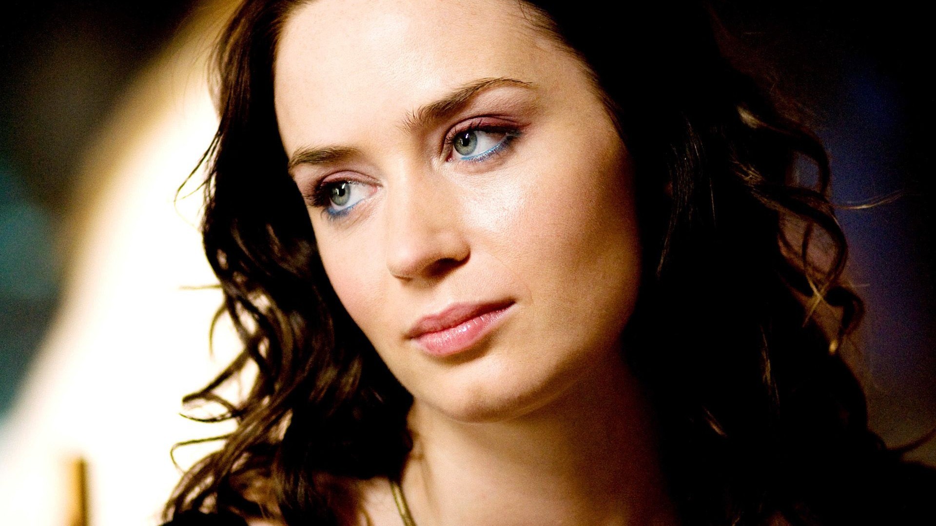 1920x1080 emily blunt pictures 25790