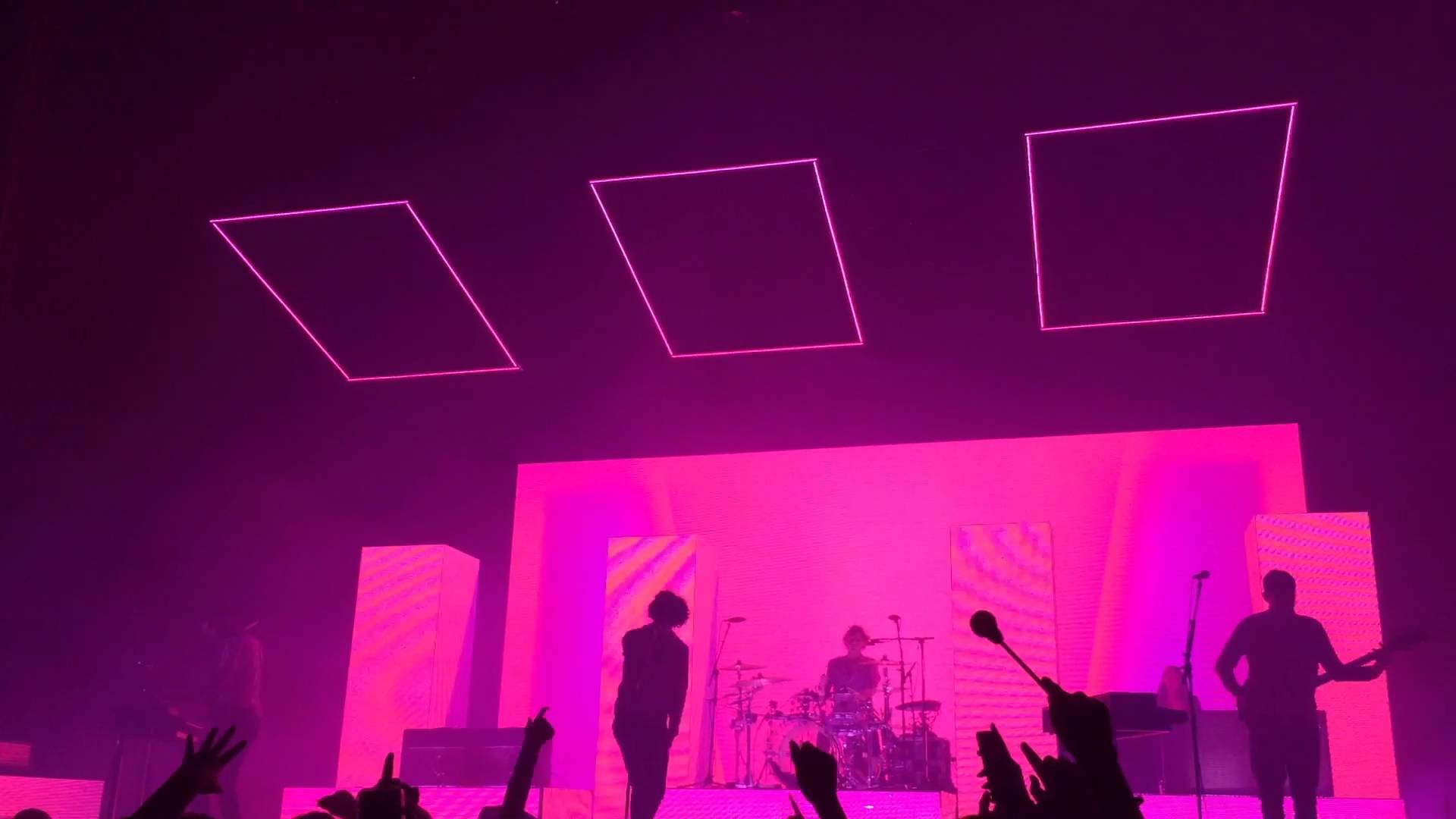 1920x1080 Somebody Else- The 1975 [live, new song]