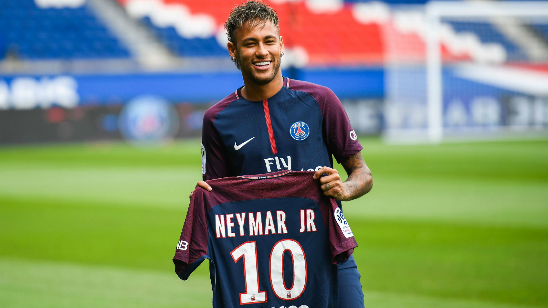 1920x1080 Neymar holding his PSG number 10 shirt