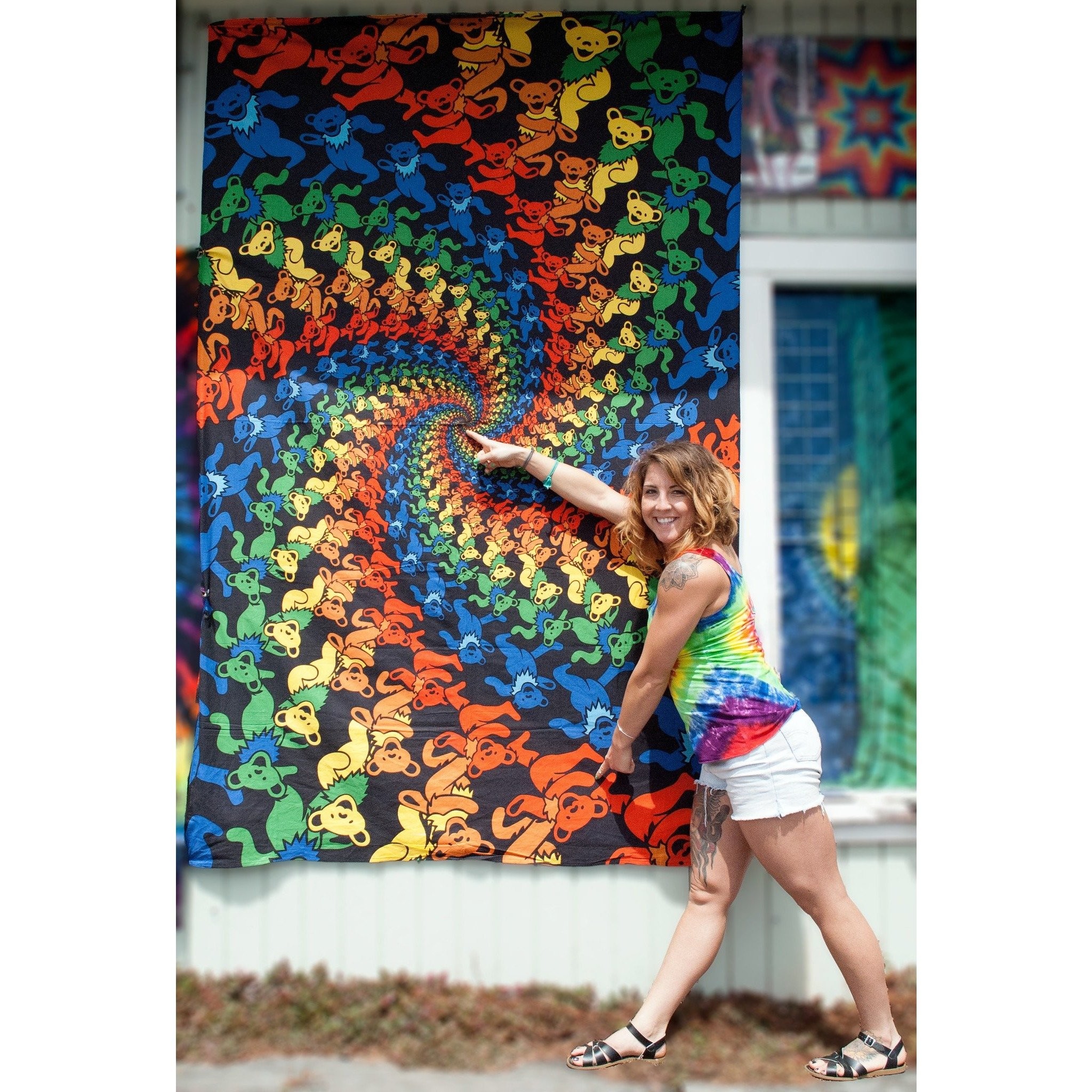 2048x2048 Dancing Bear Spiral 3D Tapestry - Cali Kind Clothing Co.