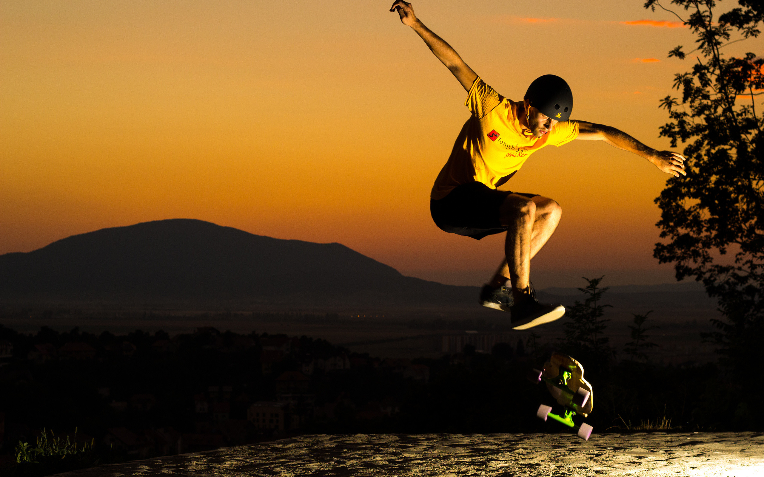 2560x1600 Jump sunset skate helmet man skateboard skateboarding wallpaper |   | 136024 | WallpaperUP