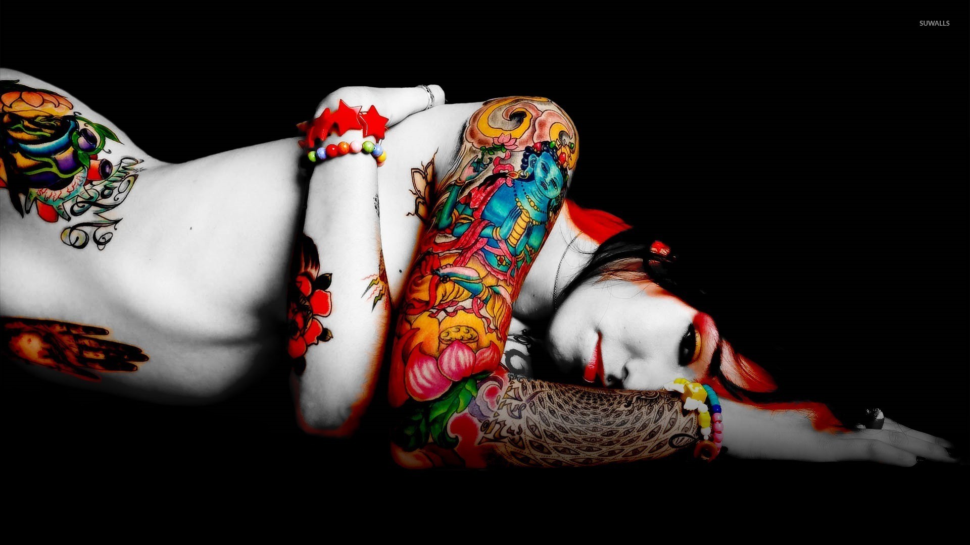 1920x1080 Woman with colorful tattoos wallpaper