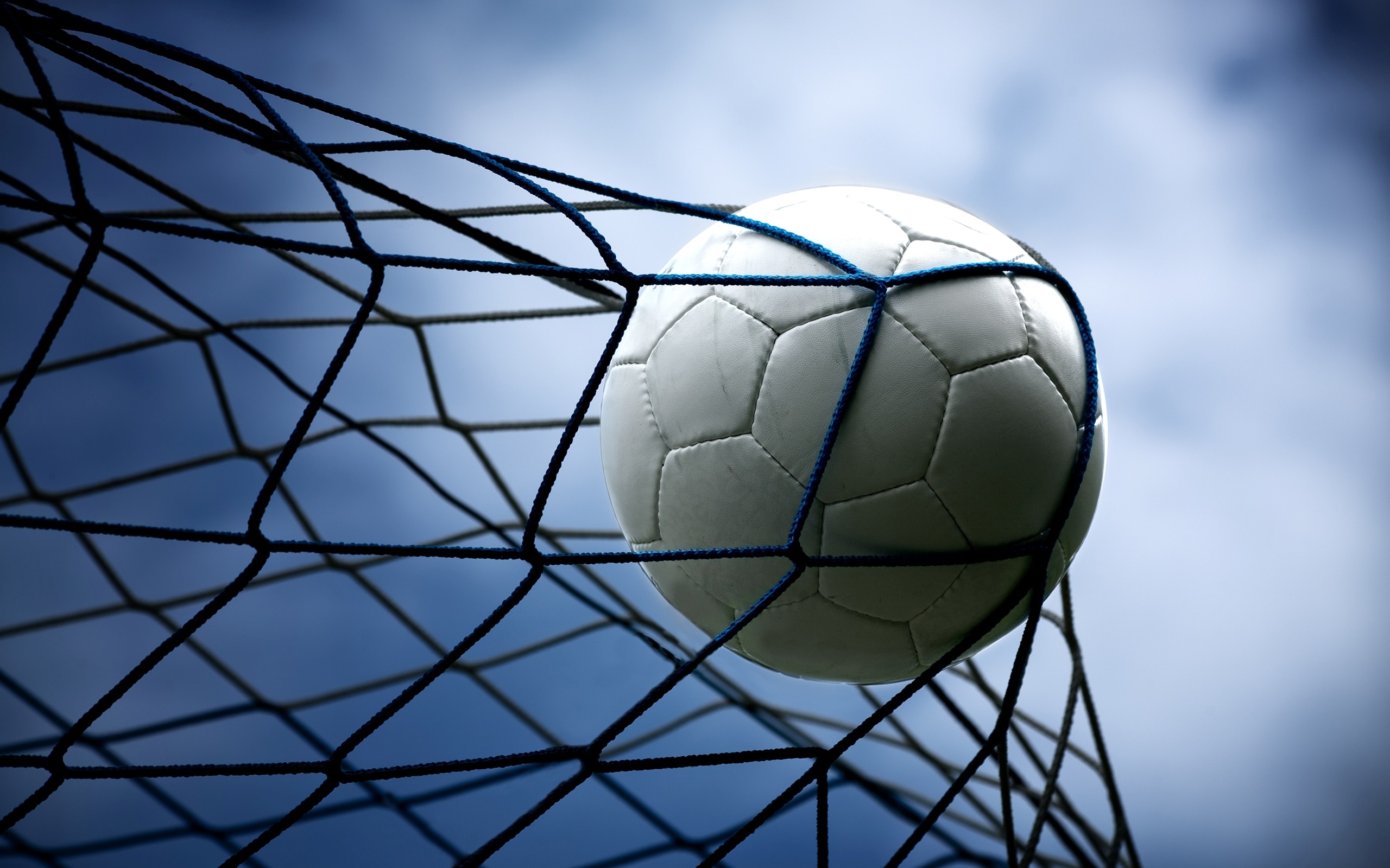 2560x1600 Soccer Goal Wallpaper For Android #qSZ