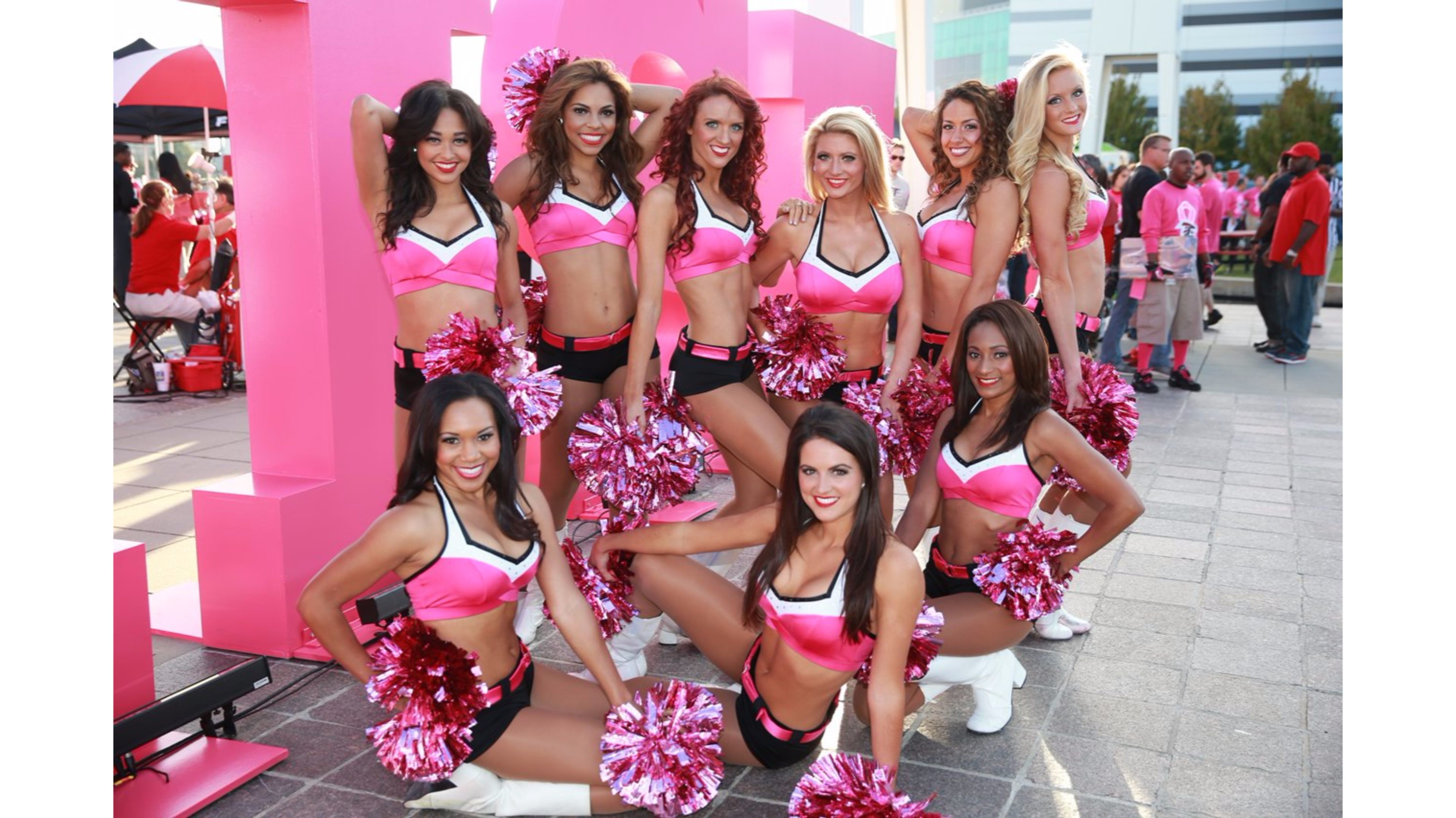 3840x2160 Pink NFL Atlanta Falcons Cheerleaders 4K Wallaper
