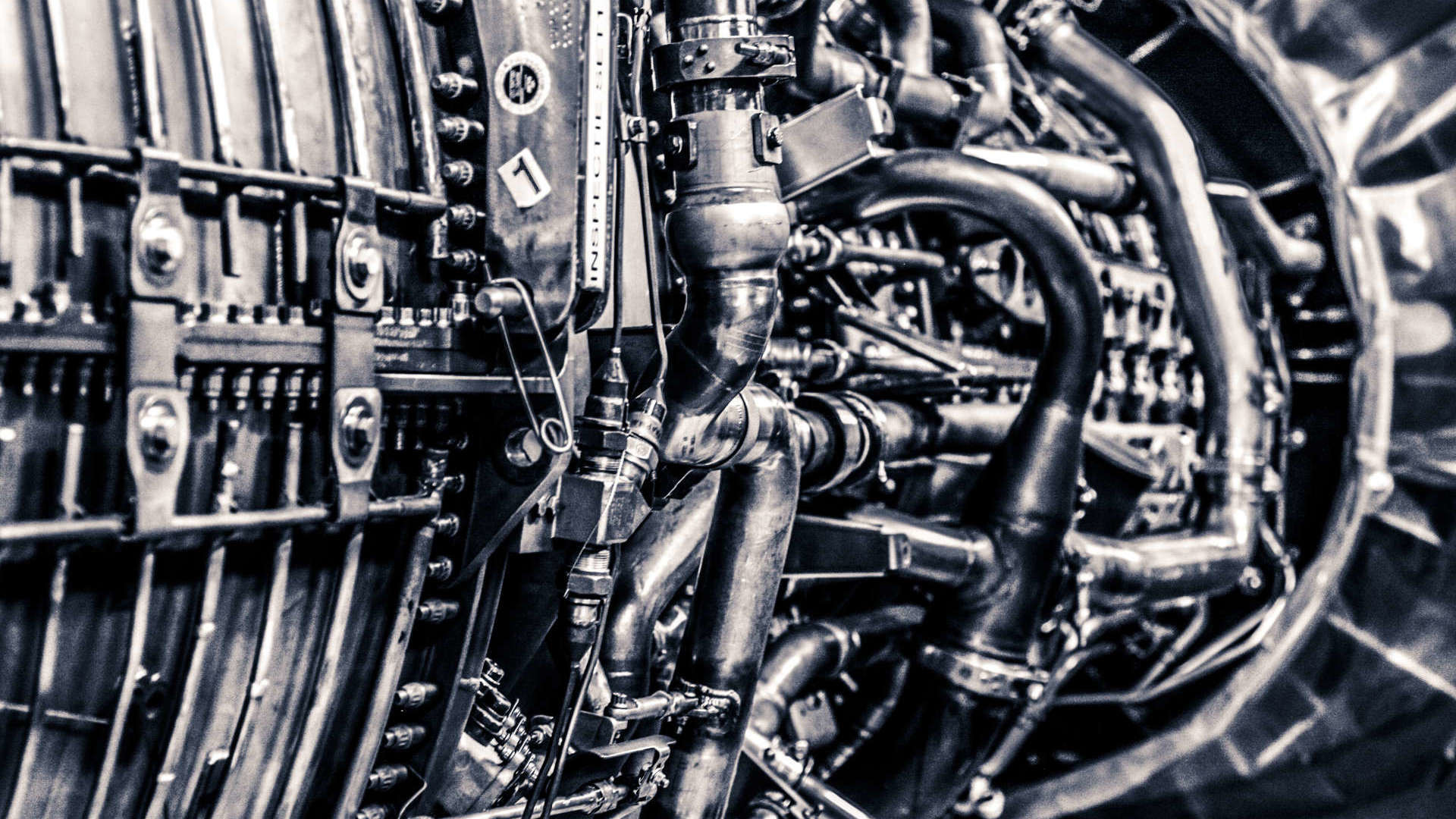 1920x1080 aircraft engine