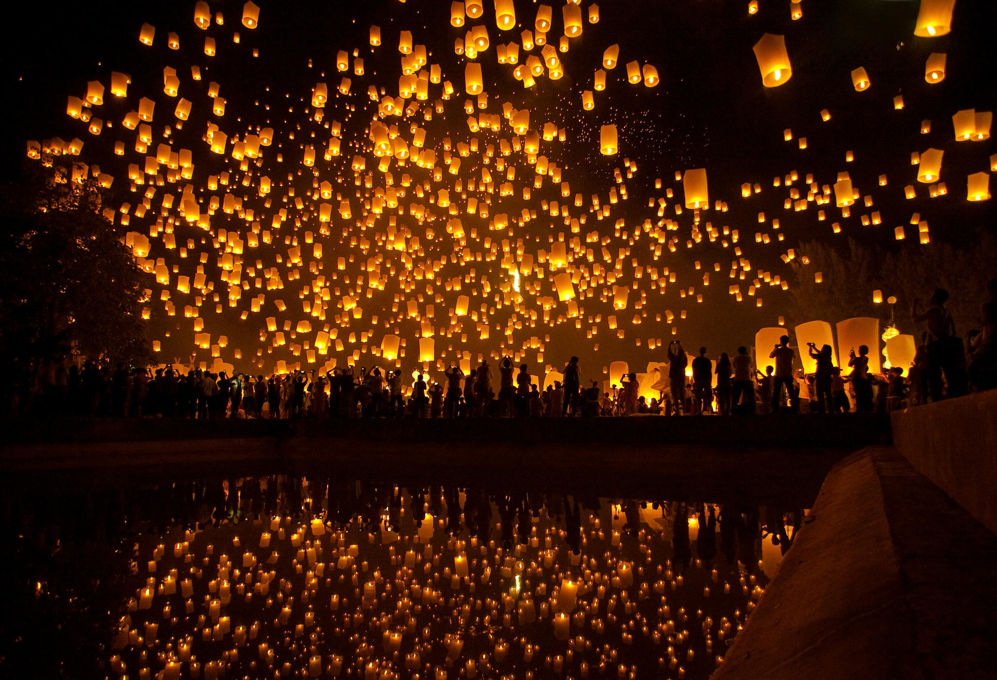 2048x1397 Thousands of lanterns take to the night sky in a lantern festival in  Thailand.