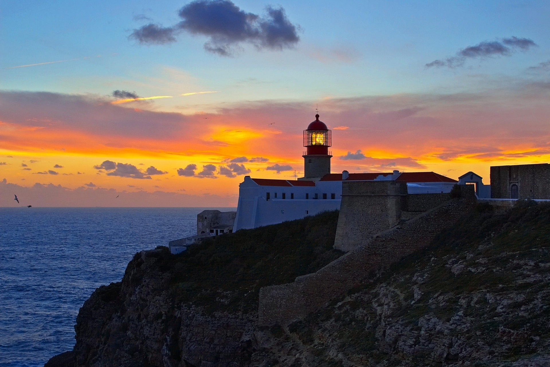 1920x1279 Lighthouse at sunset - scenery wallpaper