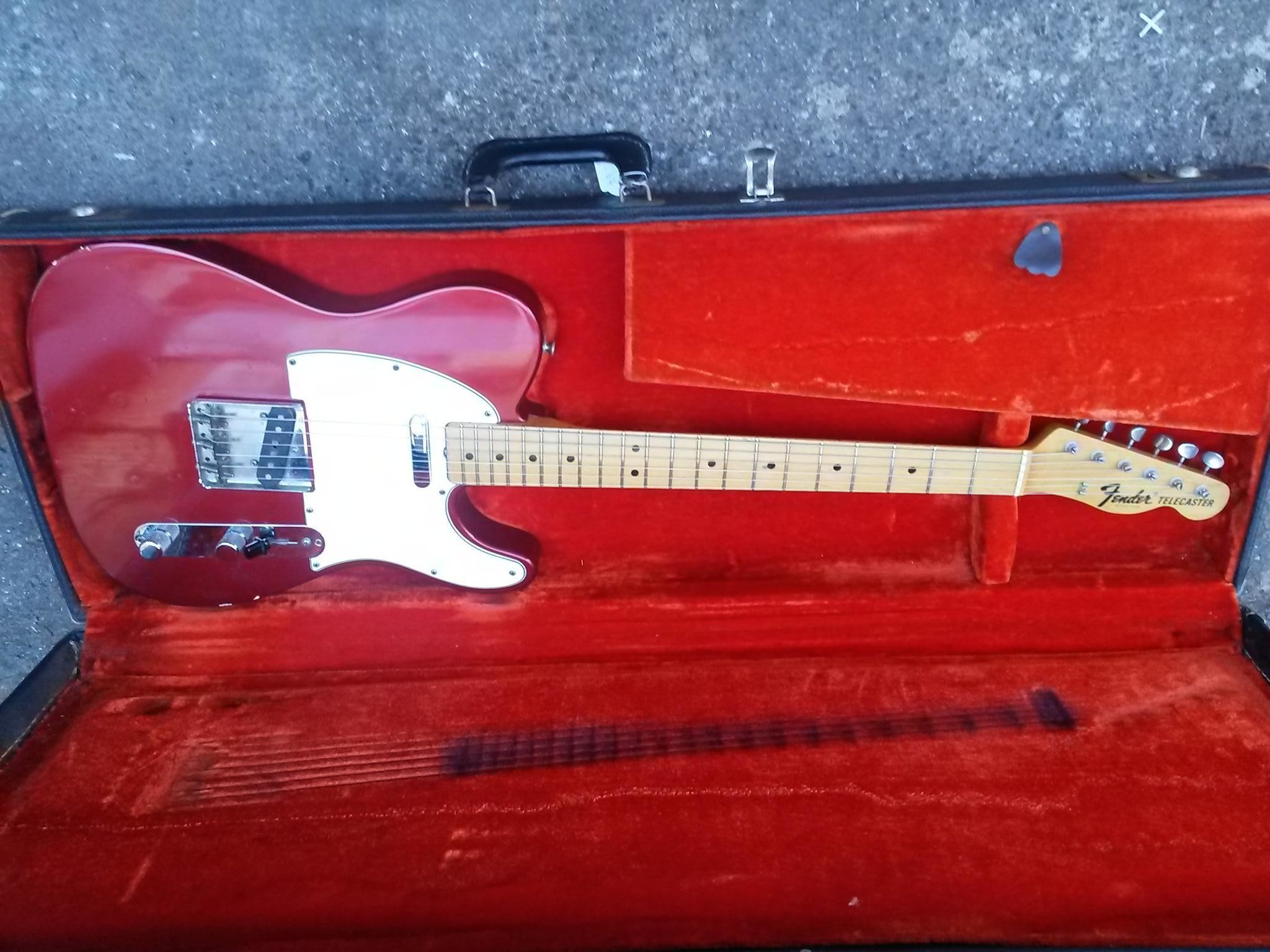 2048x1536 Fender Telecaster 1967 Candy Apple Red ...