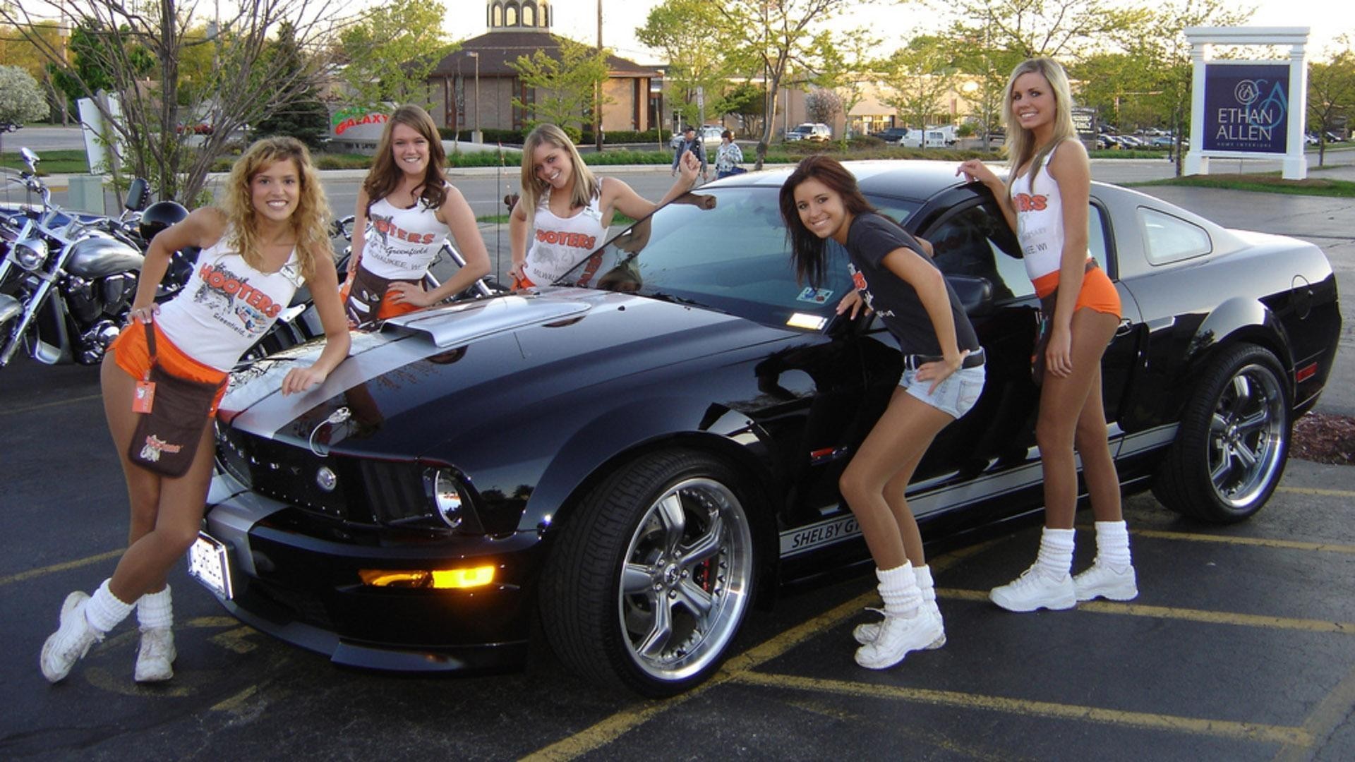 1920x1080 Hooters Ford Mustang