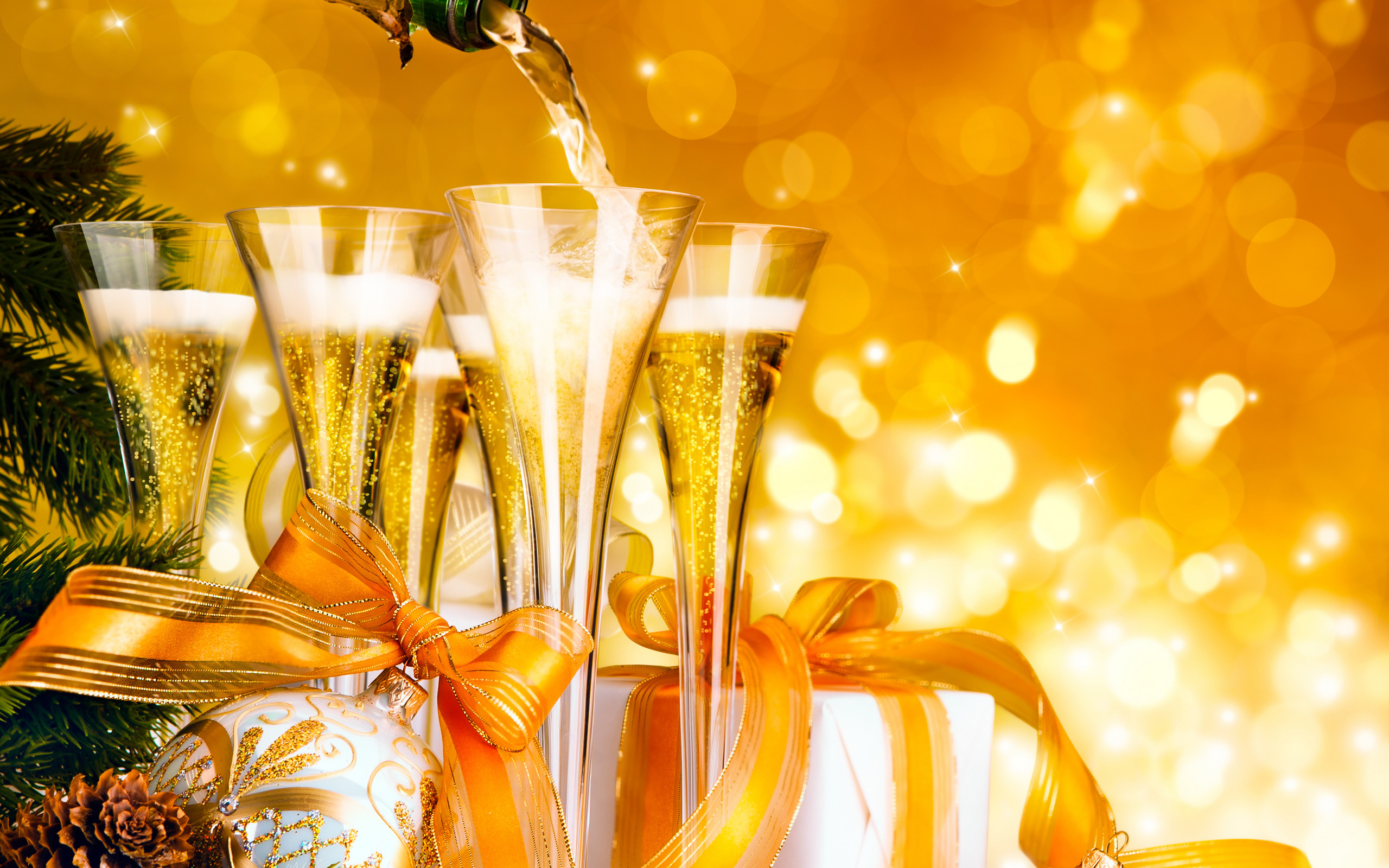 2560x1600 New Year's Champagne wallpaper
