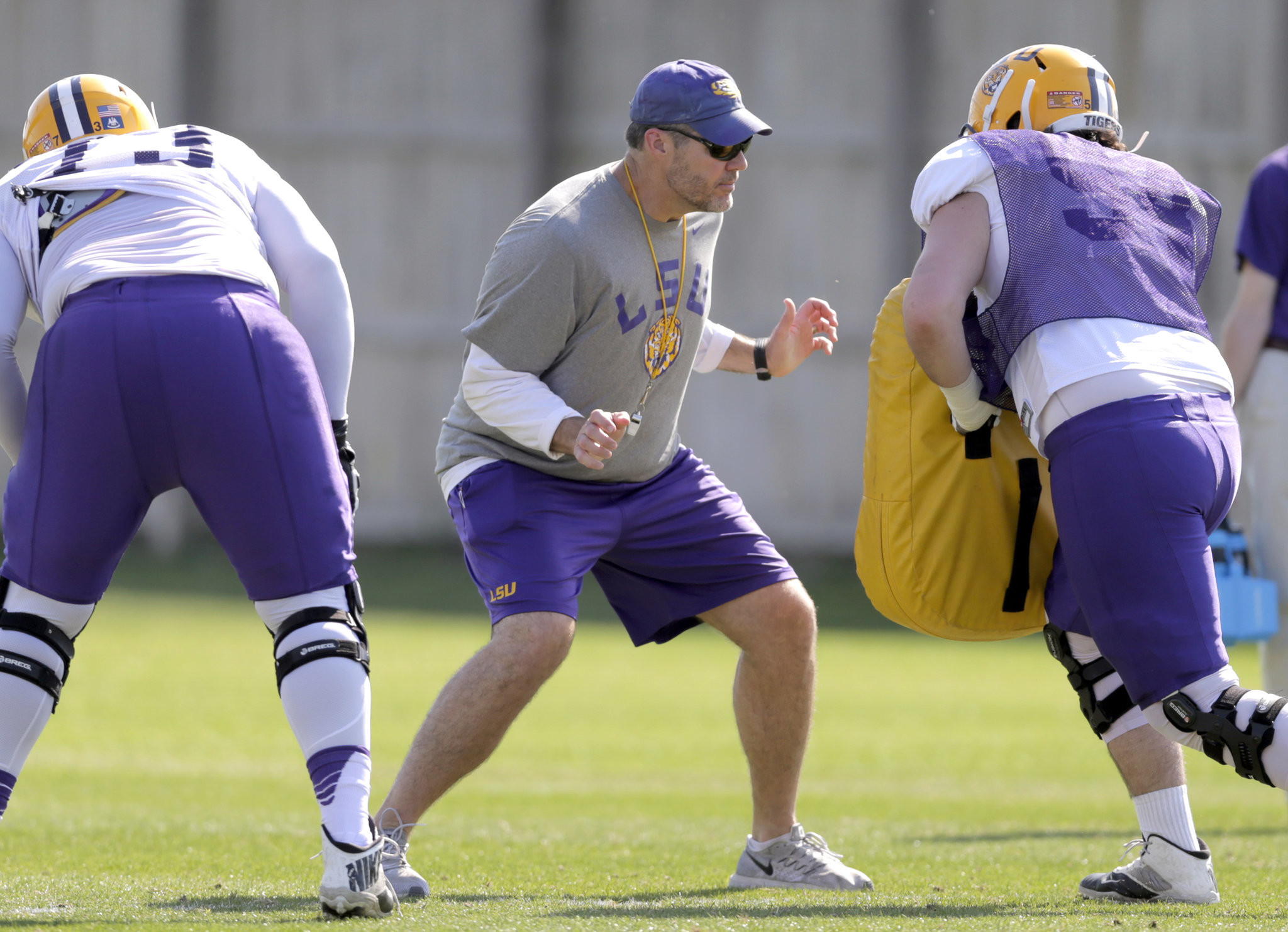 2048x1483 Jeff Grimes present at LSU practice; several players miss, including Key,  Alexander