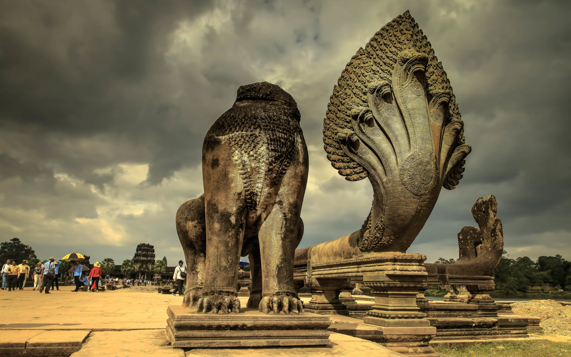 1920x1200 ... Angkor Wat (2) ...