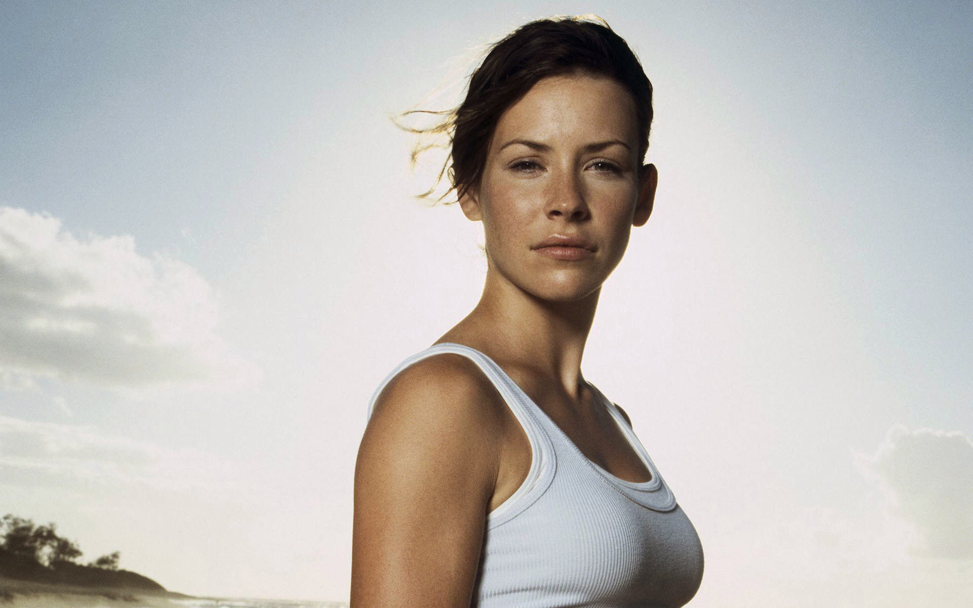 1920x1200 Evangeline Lilly Hot Photos Sexy Bikini Pictures Bold Pics