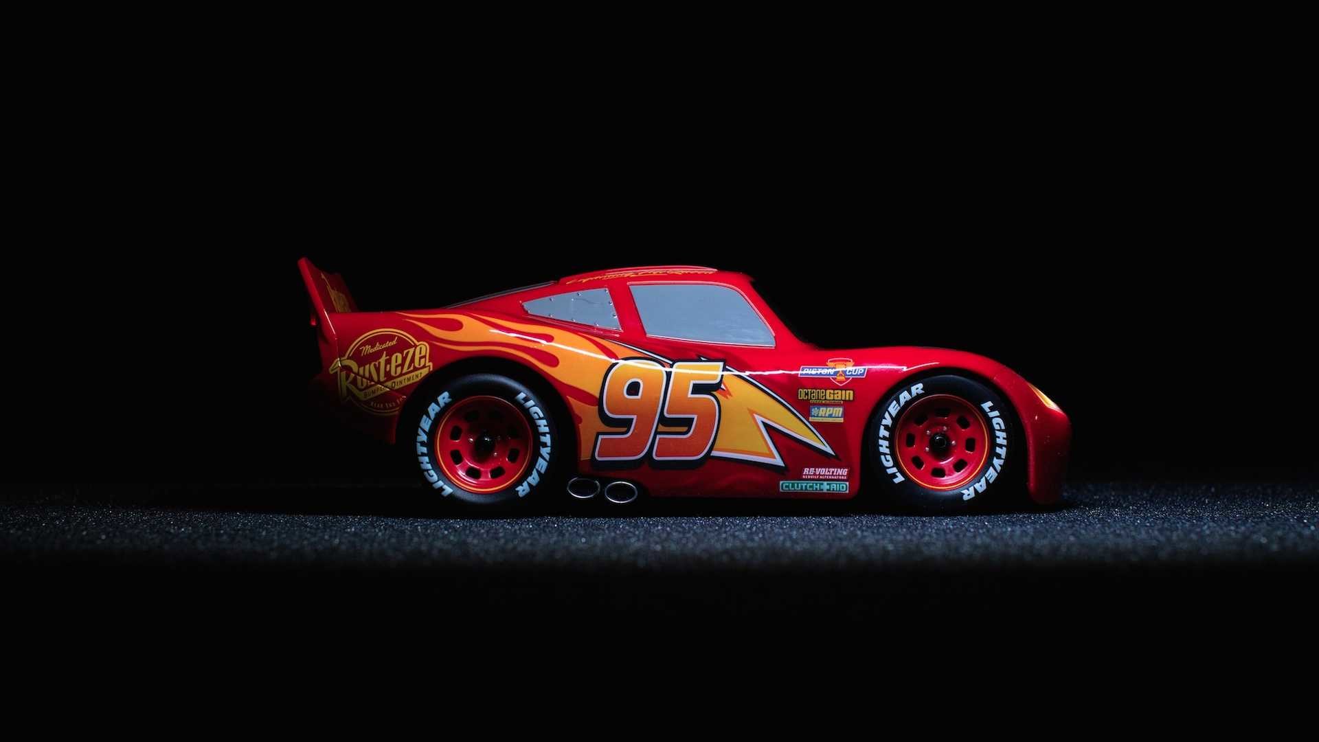 1920x1080 [Video] Prepare for Cars 3 with smartphone-controlled RC Lightning McQueen  1 Image