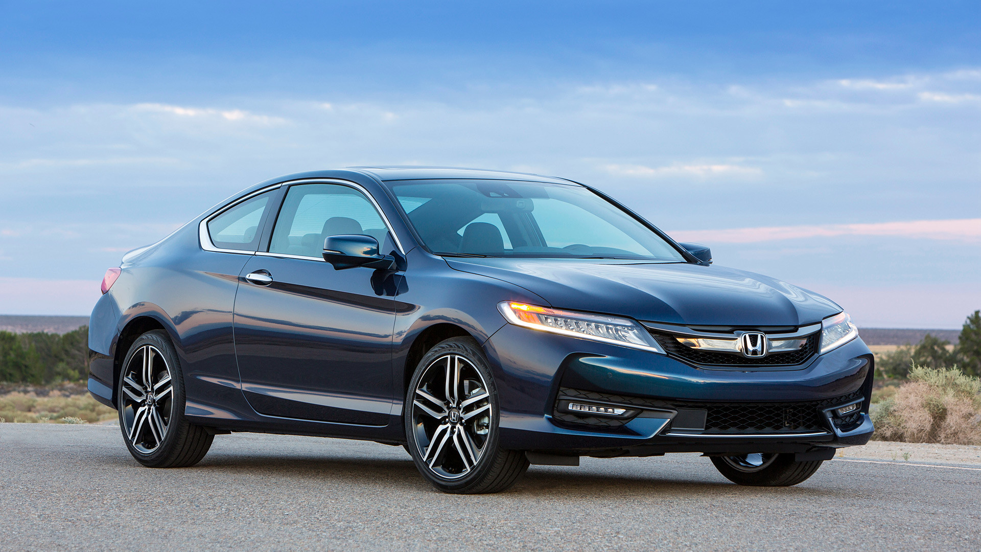 1920x1080 2016 Honda Accord Touring Coupe picture.
