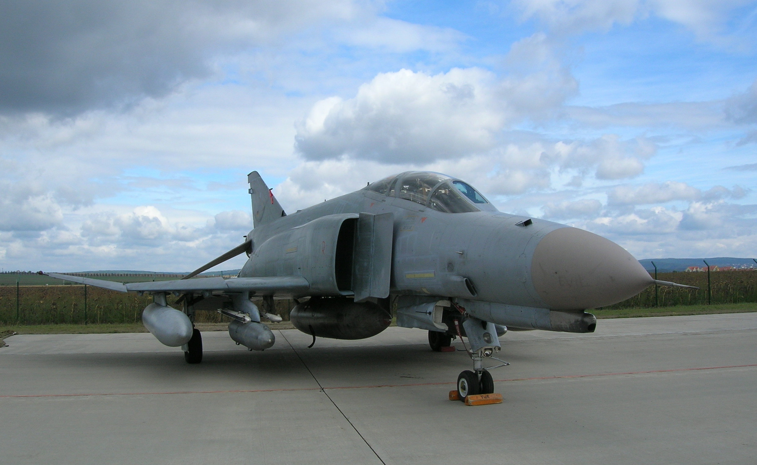 2461x1512 File:F-4F Phantom II, Brno CIAF 2007 (German Luftwaffe 01)