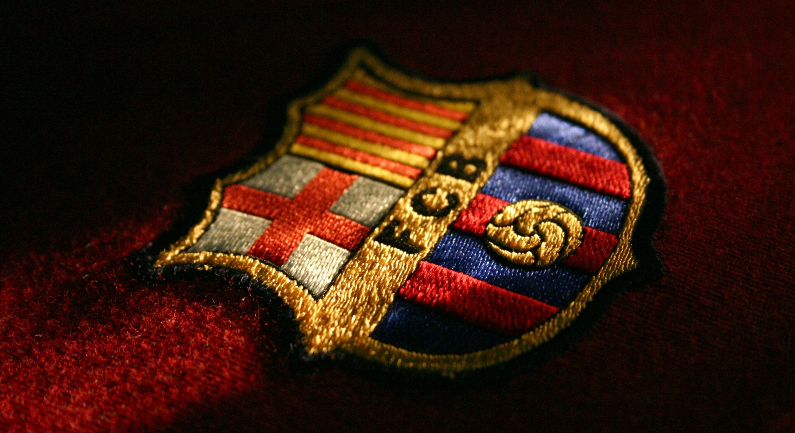 2723x1486 FC Barcelona Escudo Wallpaper by ElSexteteFCB FC Barcelona Escudo Wallpaper  by ElSexteteFCB