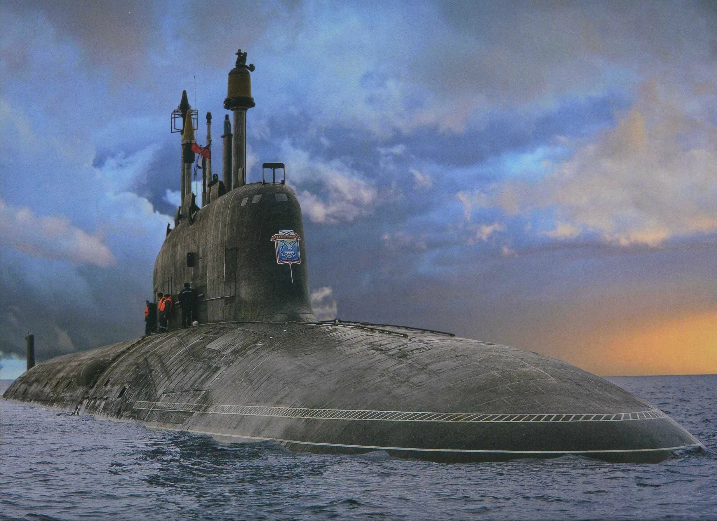 2456x1785 submarine - Full HD Background