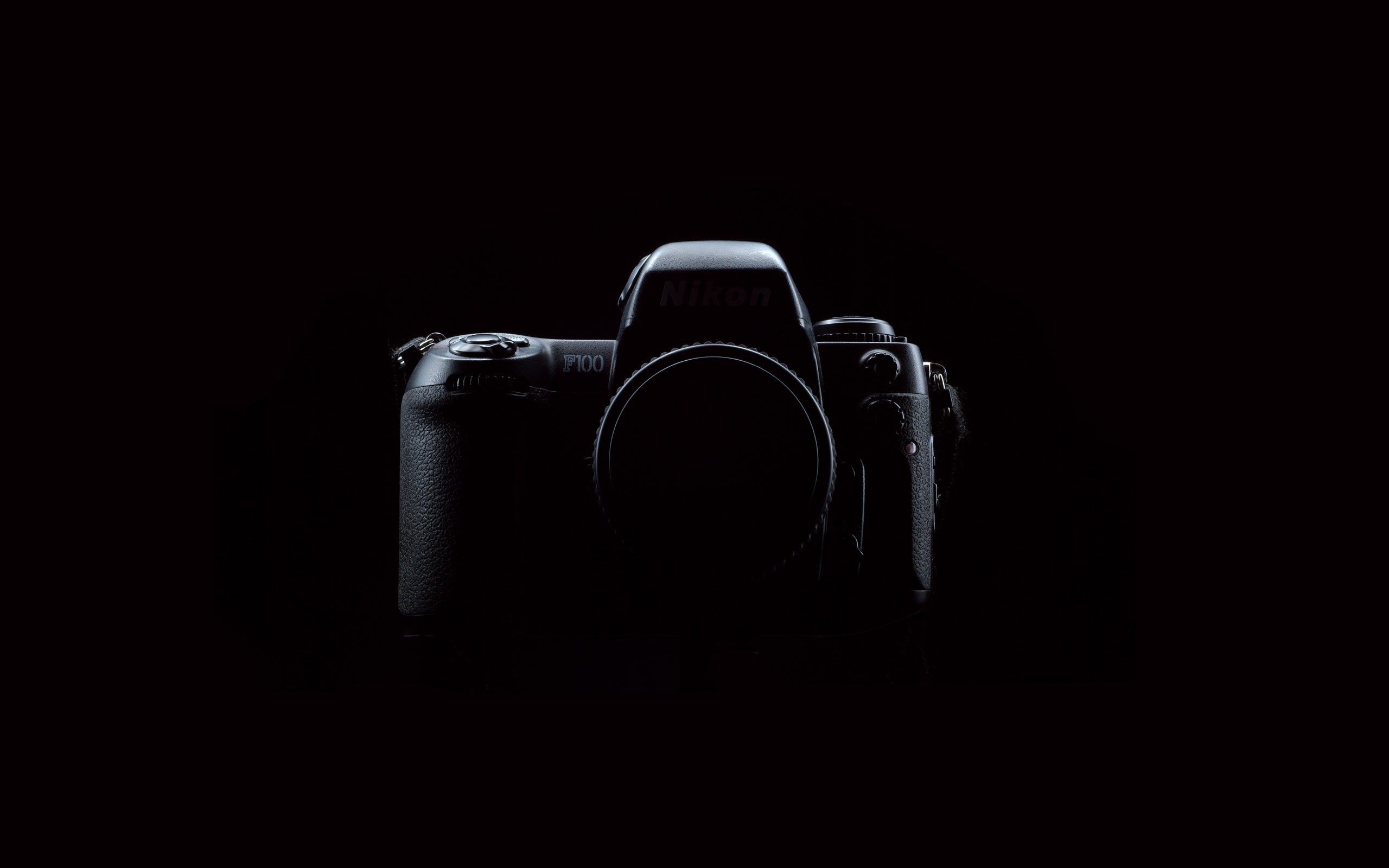 2560x1600  Wallpaper camera, black, light, gray