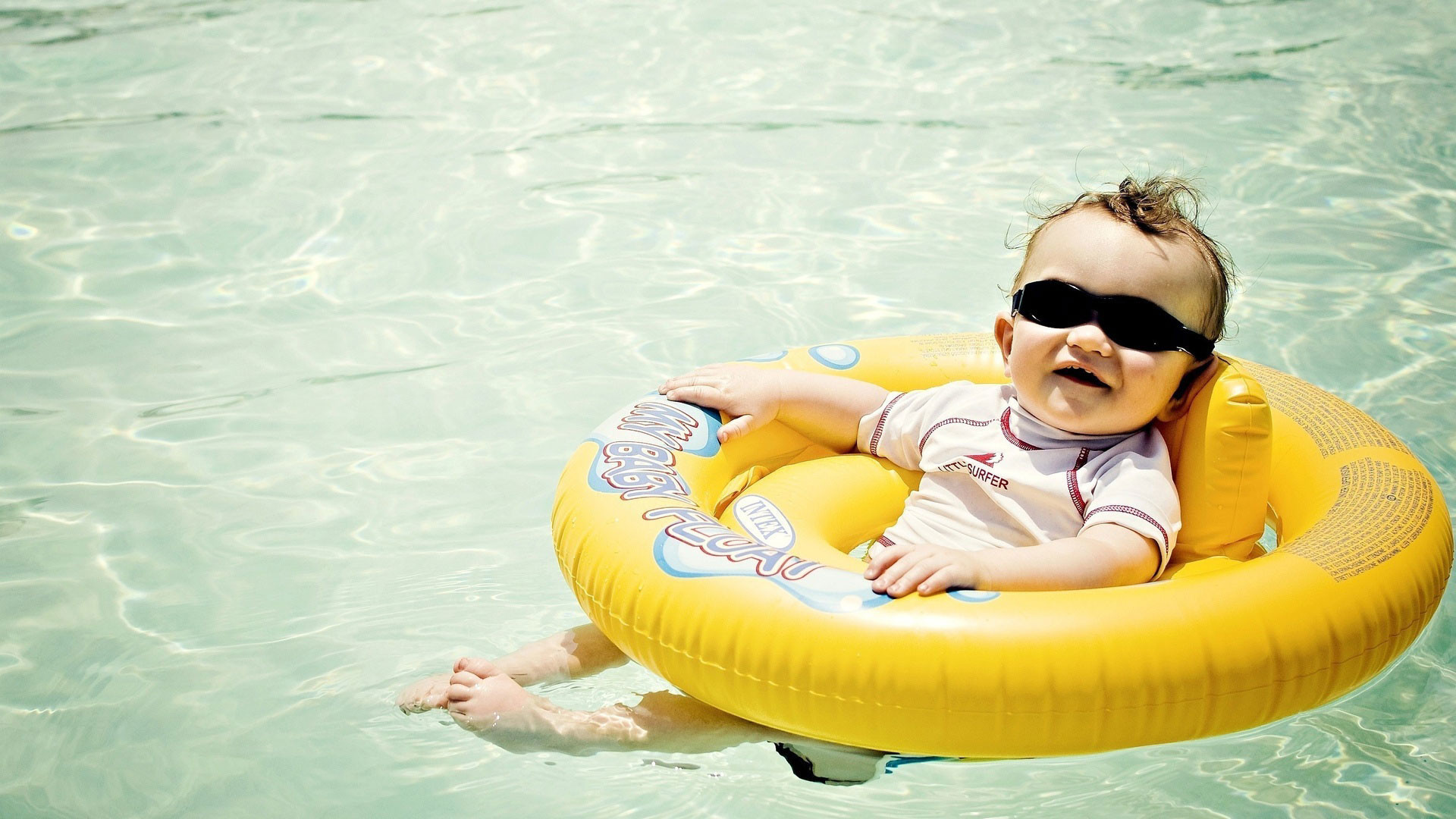 1920x1080 funny babe boy in swimming pool wallpaper