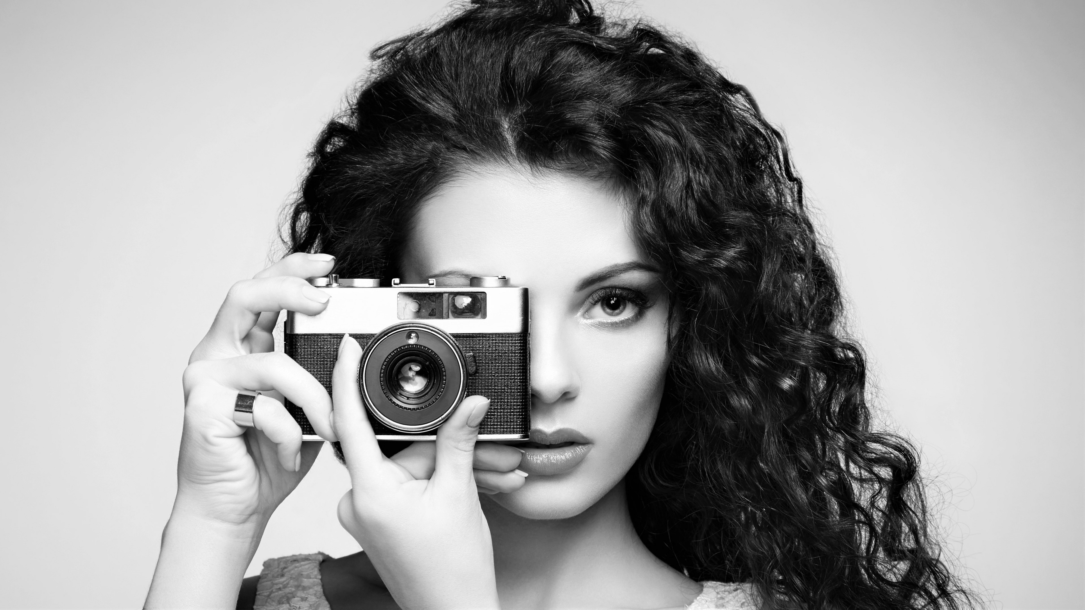 3600x2025 Masterpiece Black and white self Photos of Girls with Camera. Camera  WallpaperProfessional CameraVideo ...