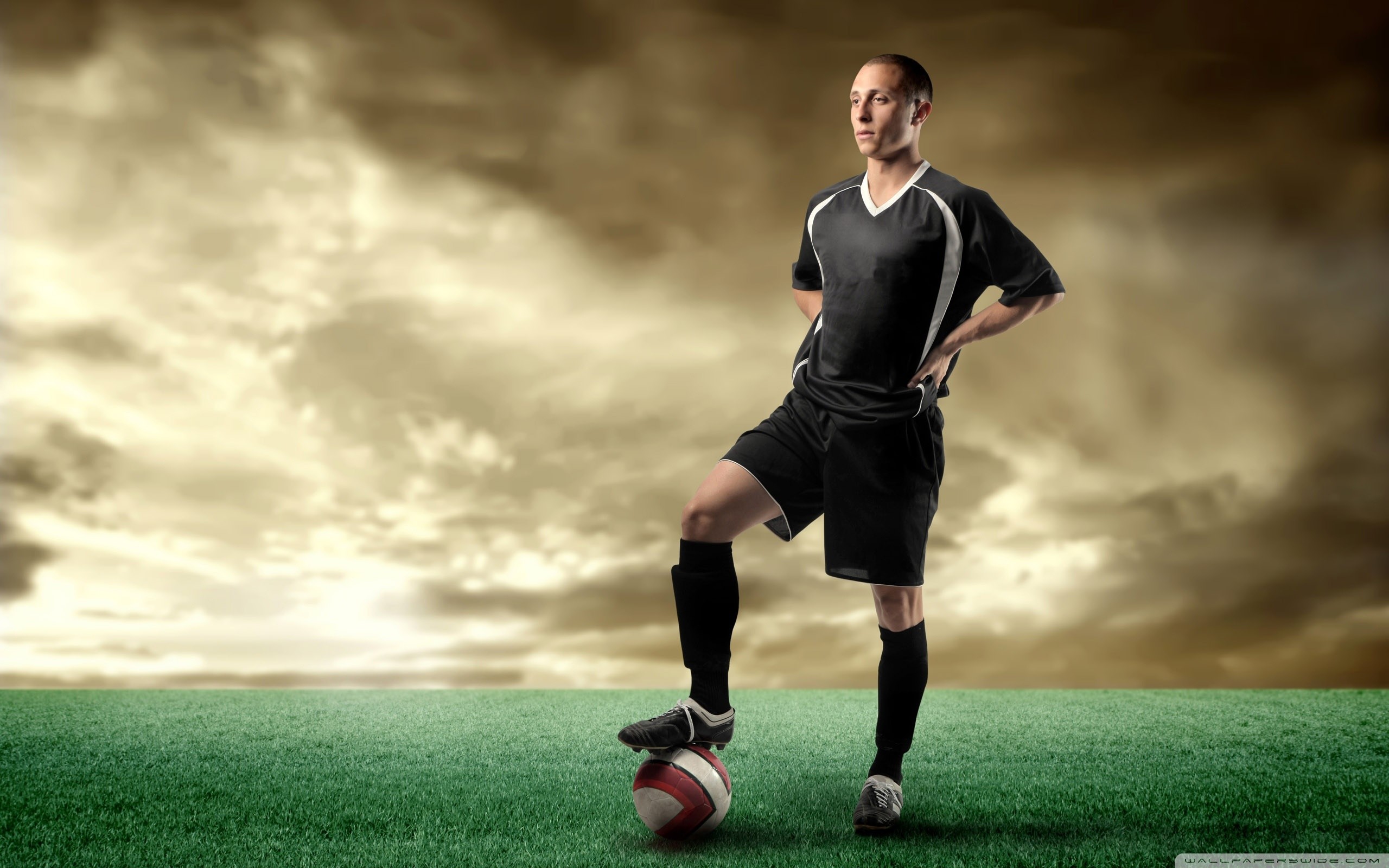 Soccer Players Wallpaper (64+ images)