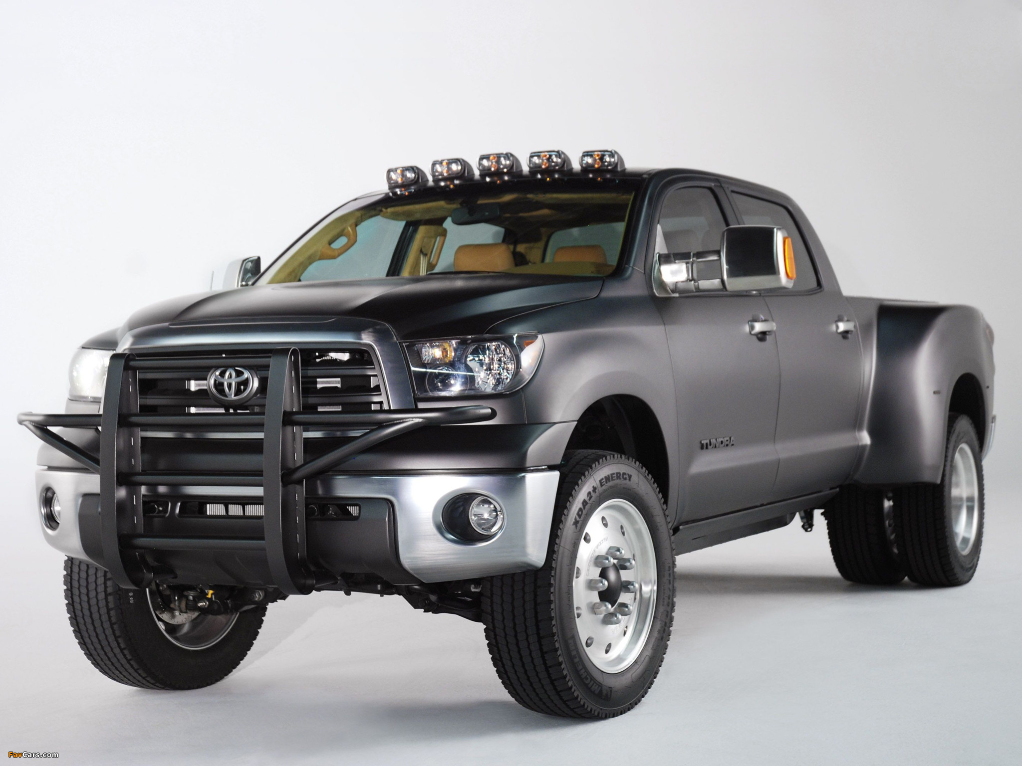 2048x1536 Toyota Tundra Dually Diesel Concept 2007 wallpapers