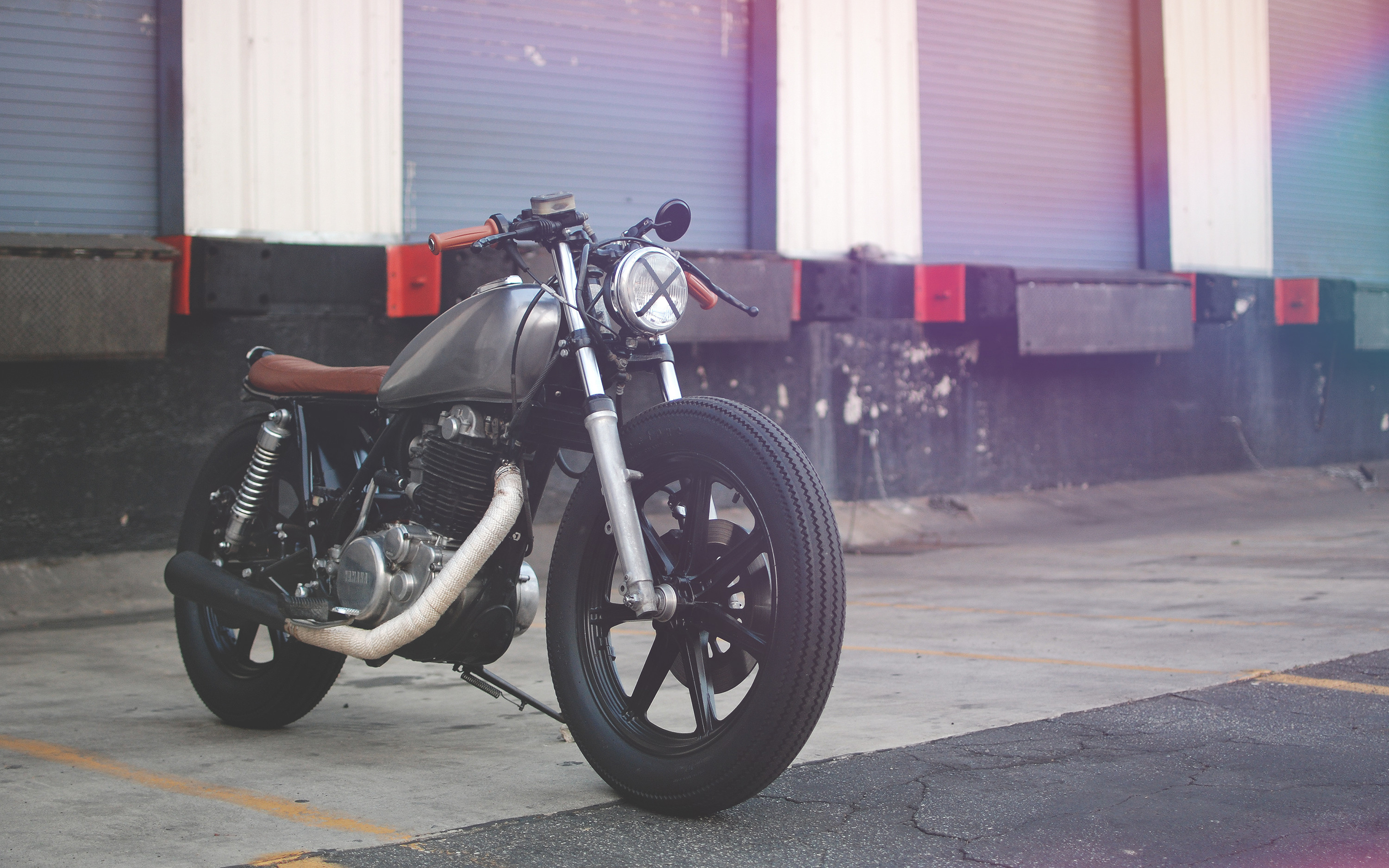 3000x1875 Pictures Yamaha sr500 cafe racer Motorcycles 