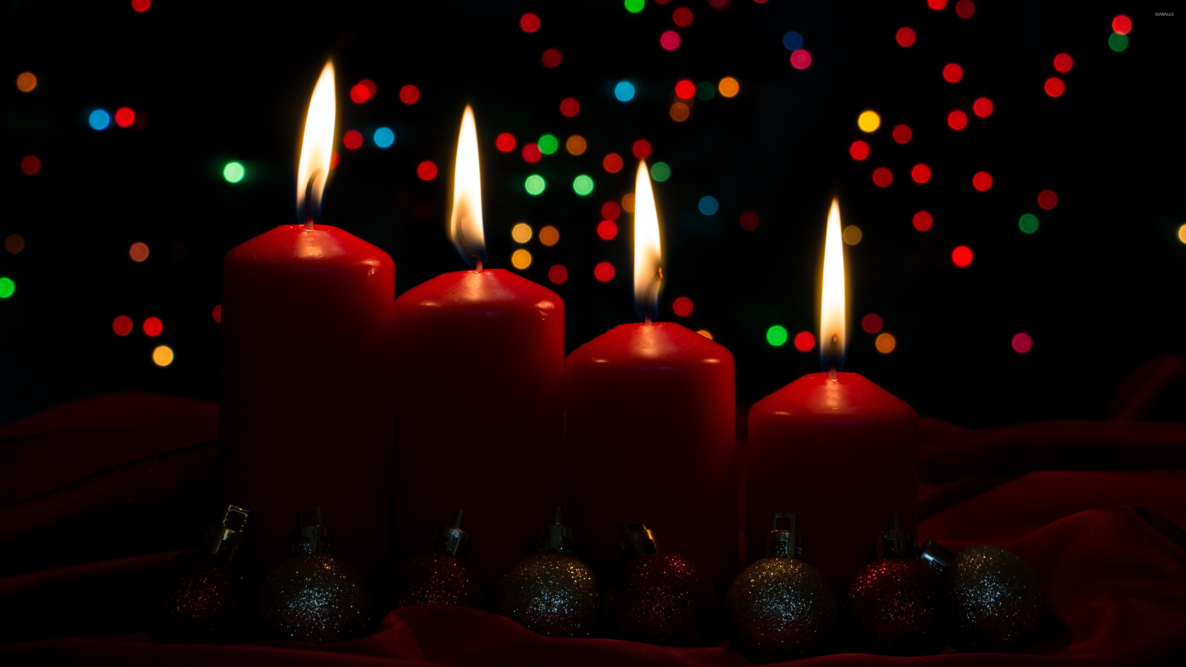 3840x2160 Red Advent candles wallpaper