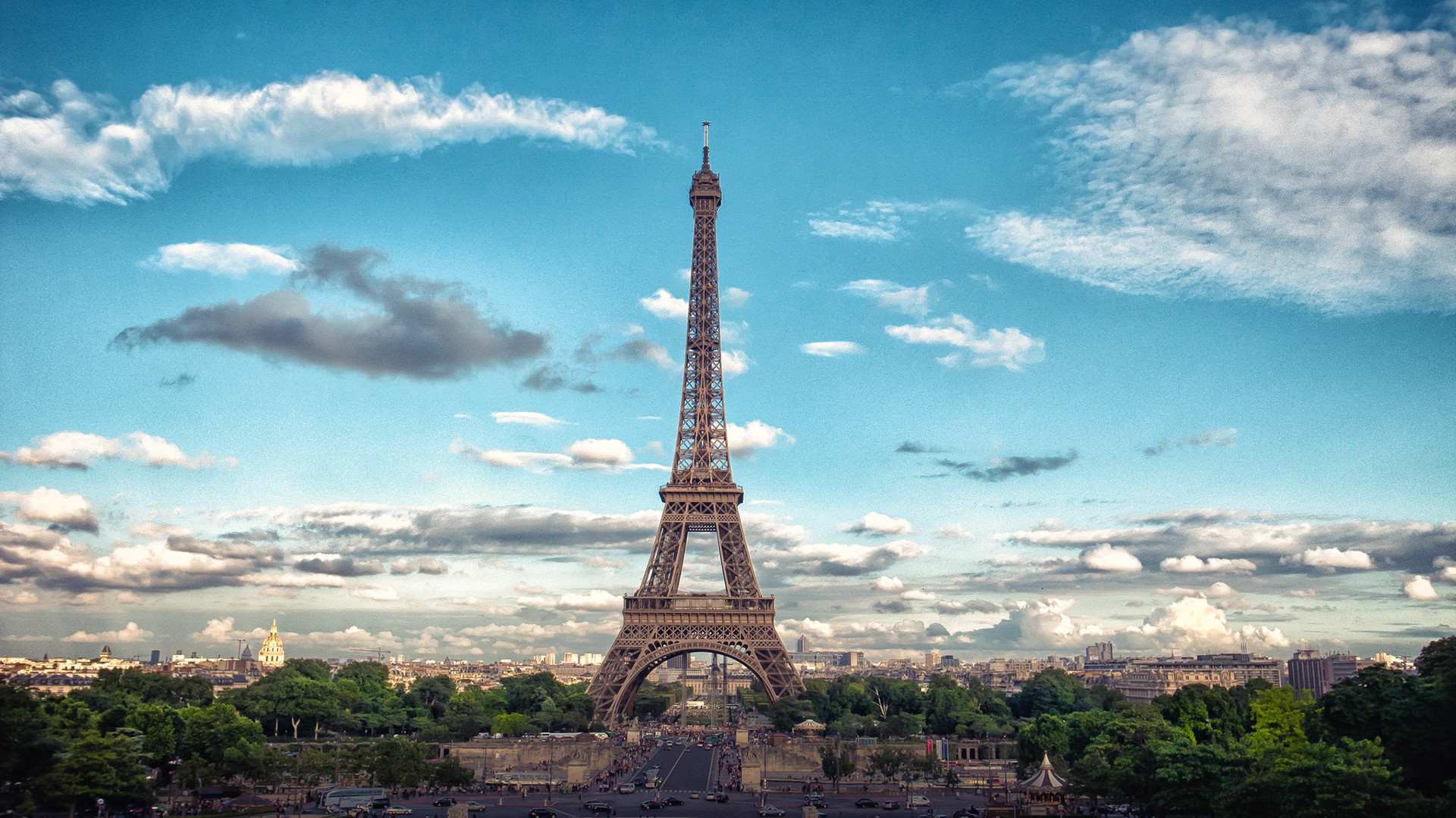 1920x1080 Eiffel Tower HD Desktop Background