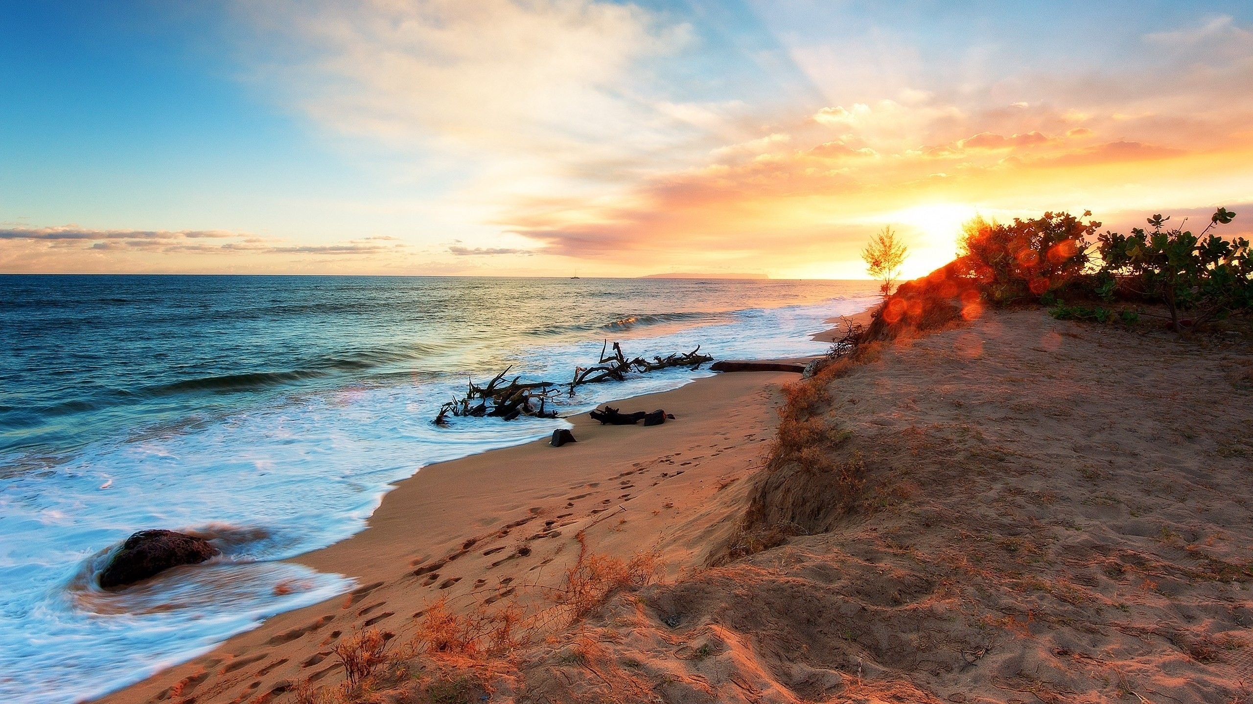 2560x1440 Explore Beach Sunrise, Beach Sunsets, and more! coastline images for desktop  ...