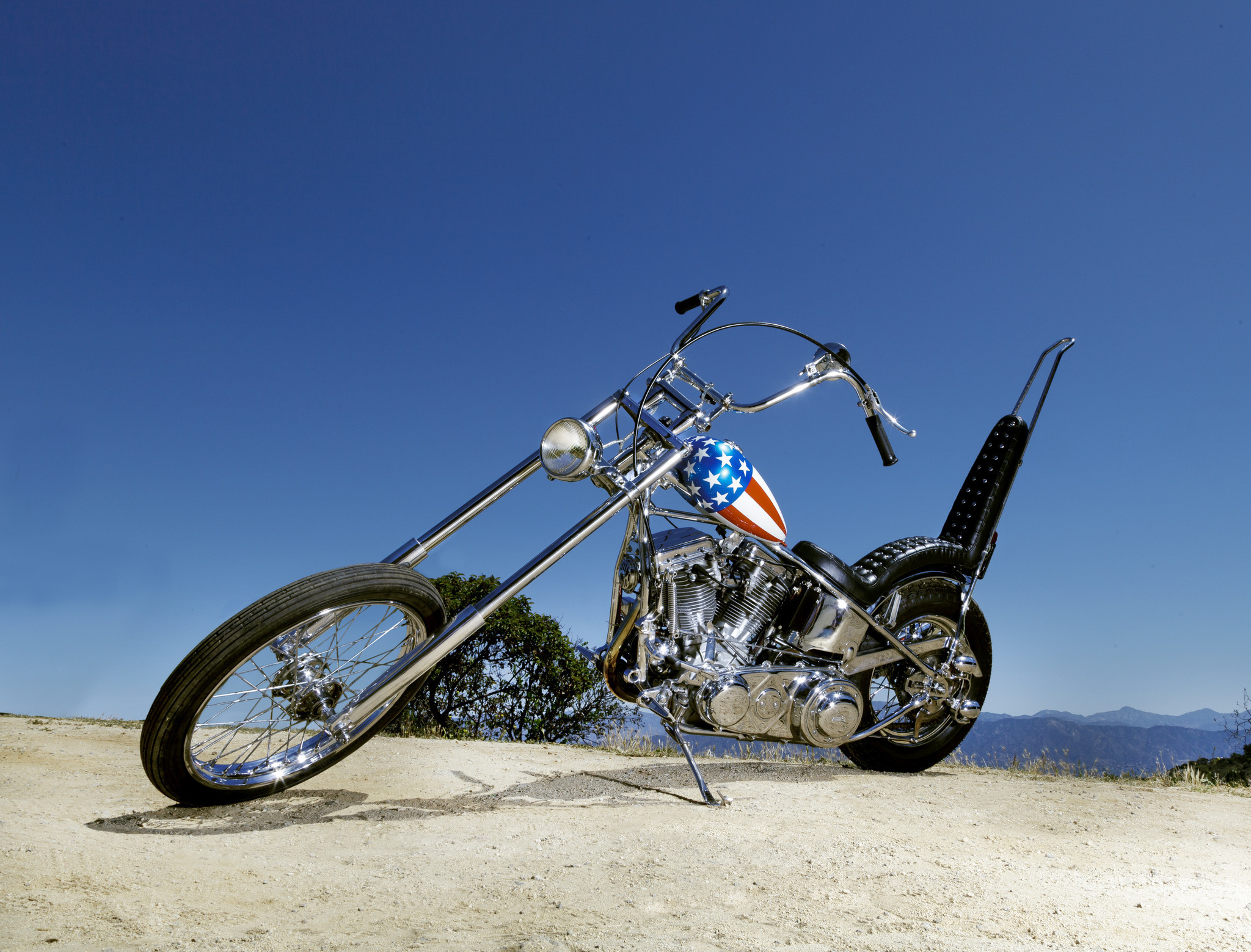 2048x1559 'Easy Rider's' 'Captain America' motorcycle headed to auction - LA Times