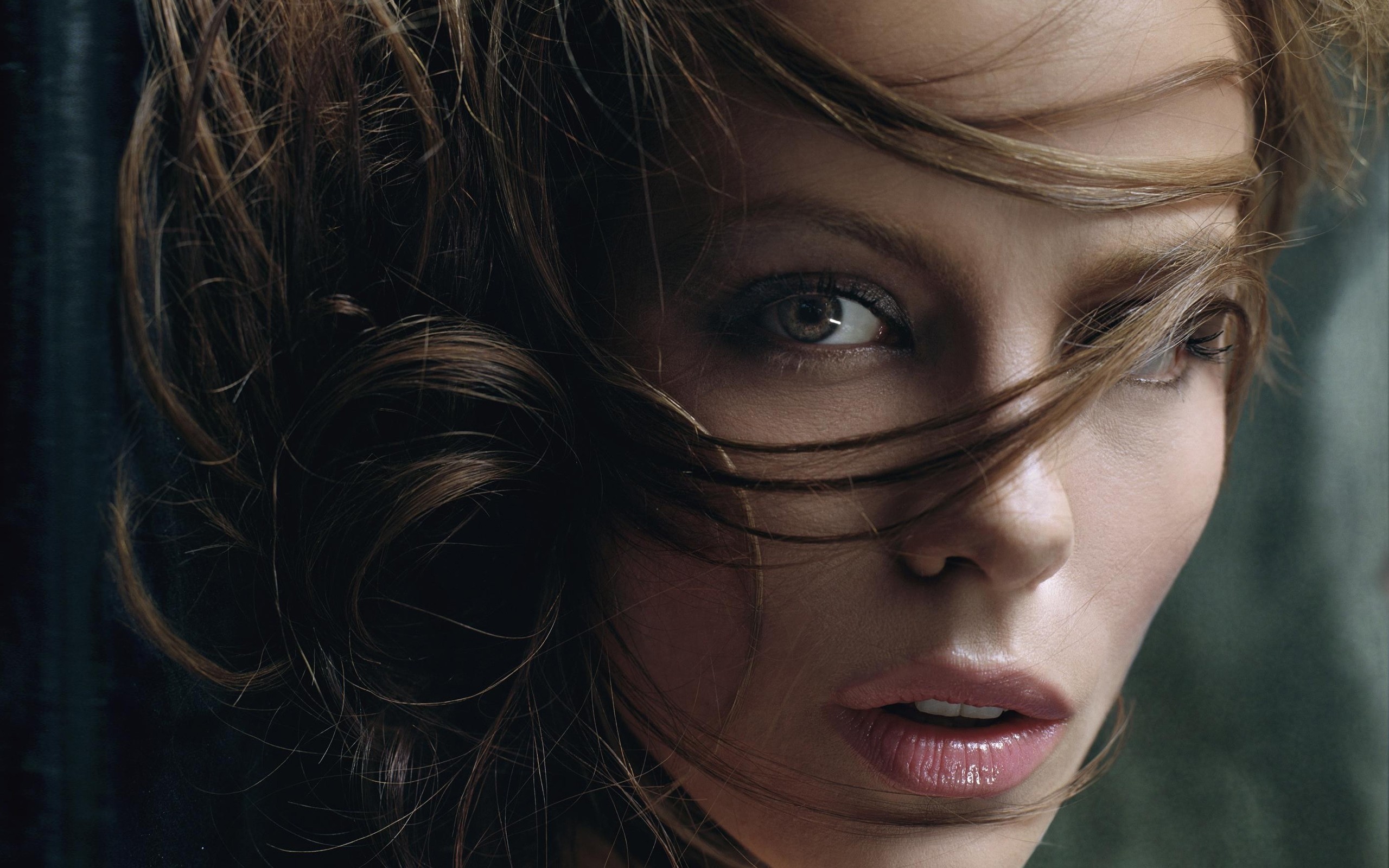 2560x1600 Kate Beckinsale Wallpaper HD Face