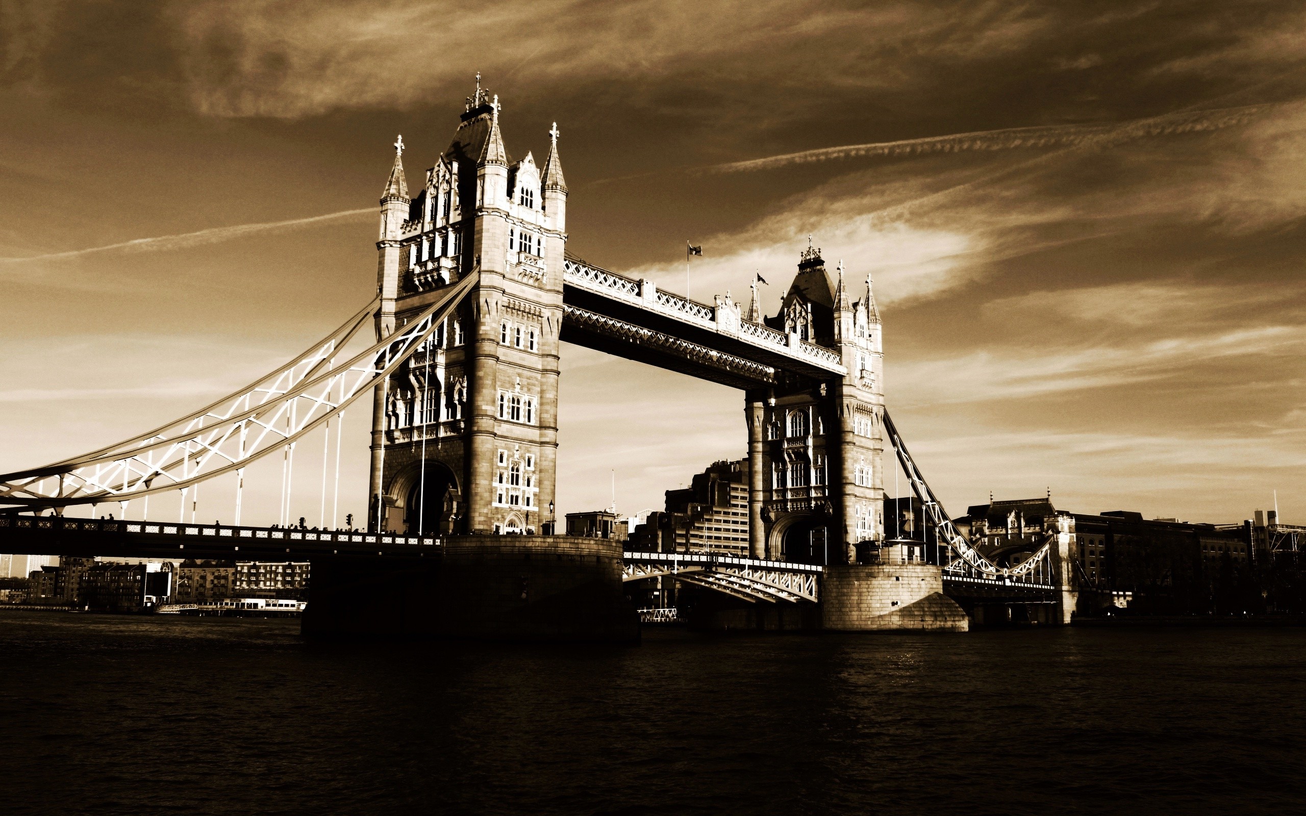 2560x1600 Tower Bridge High Definition Background