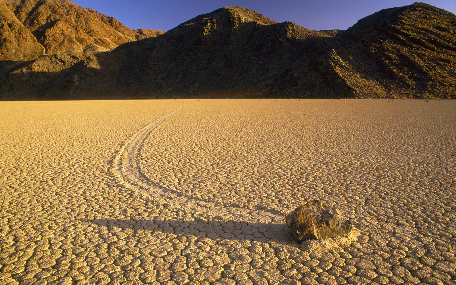 1920x1200 nature landscapes desert sand crack bake heat sunset sunrise zen crawl  rocks hills mountains brown tan