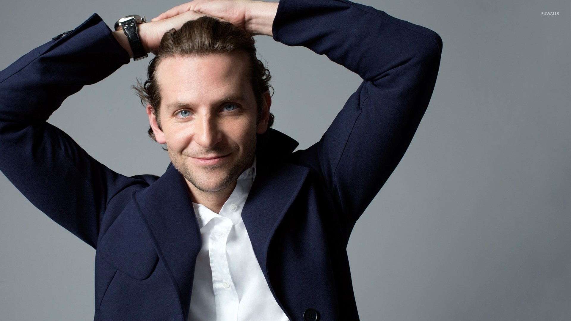 1920x1080 Bradley Cooper with both hands on his head wallpaper