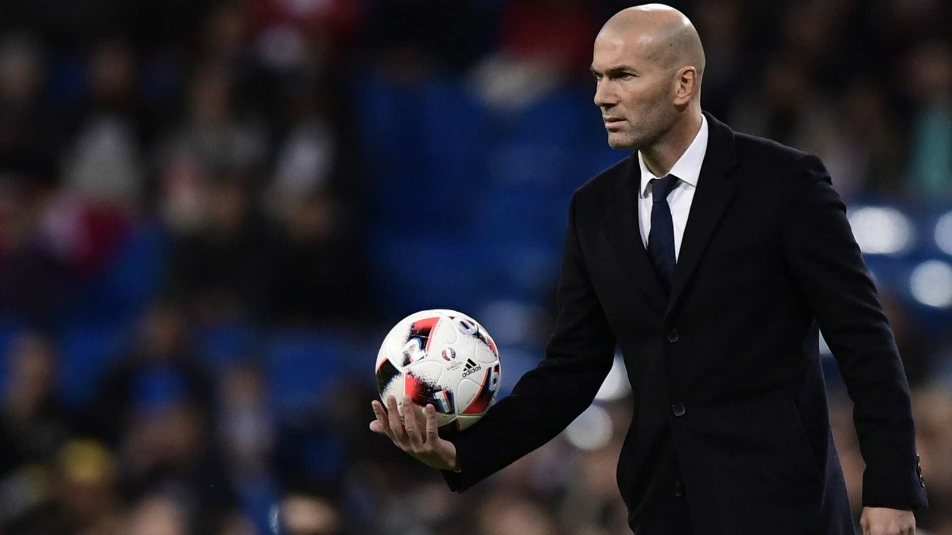 10+ Zinedine Zidane HD Wallpapers and Backgrounds