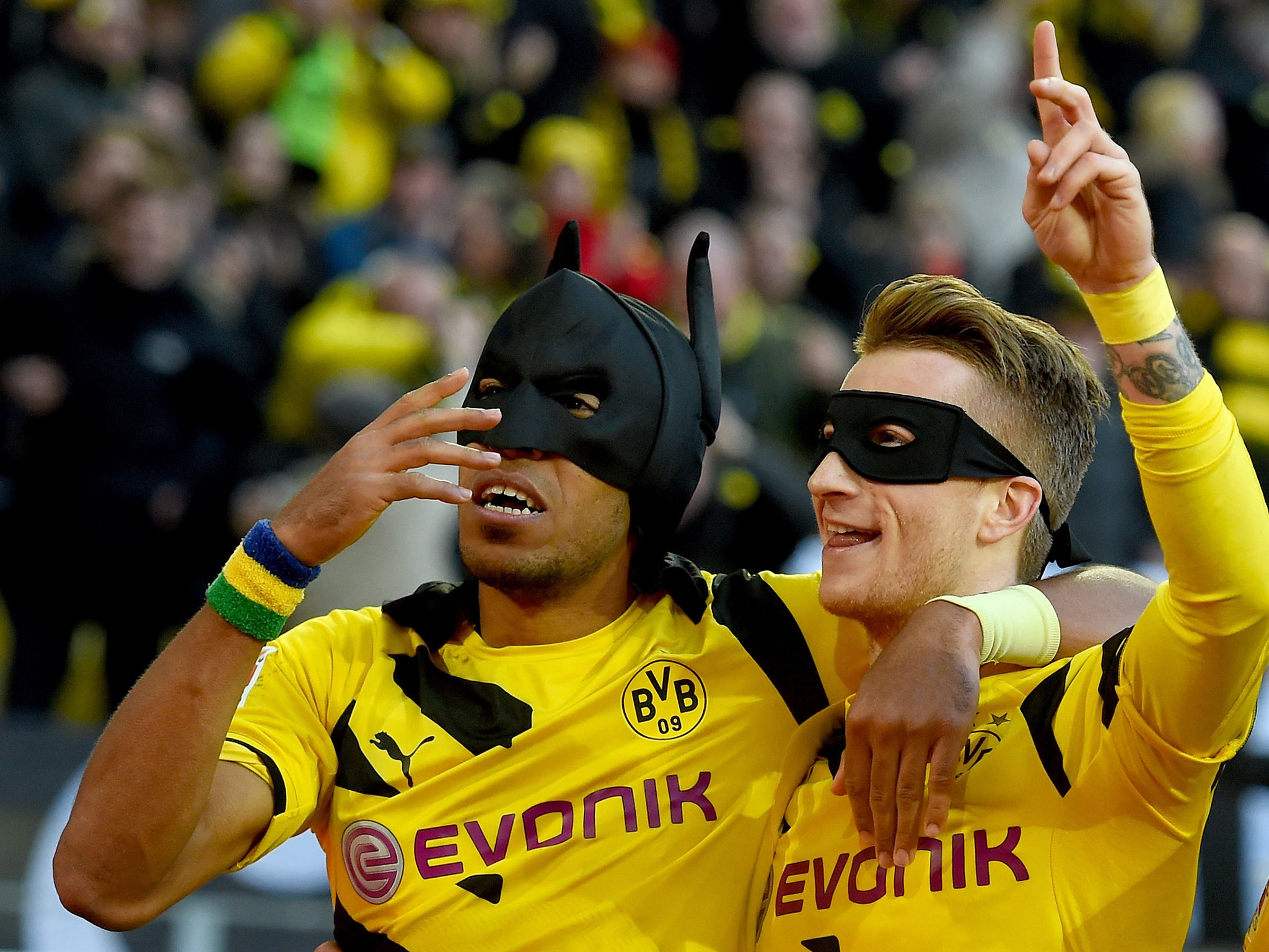 2048x1536 Marco Reus and Pierre-Emerick Aubameyang dress as Batman and Robin during  Borussia Dortmund's game with rivals Schalke | The Independent