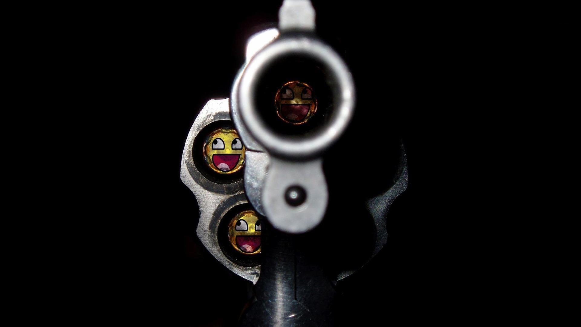 1920x1080 The muzzle of a revolver wallpapers and images - wallpapers .